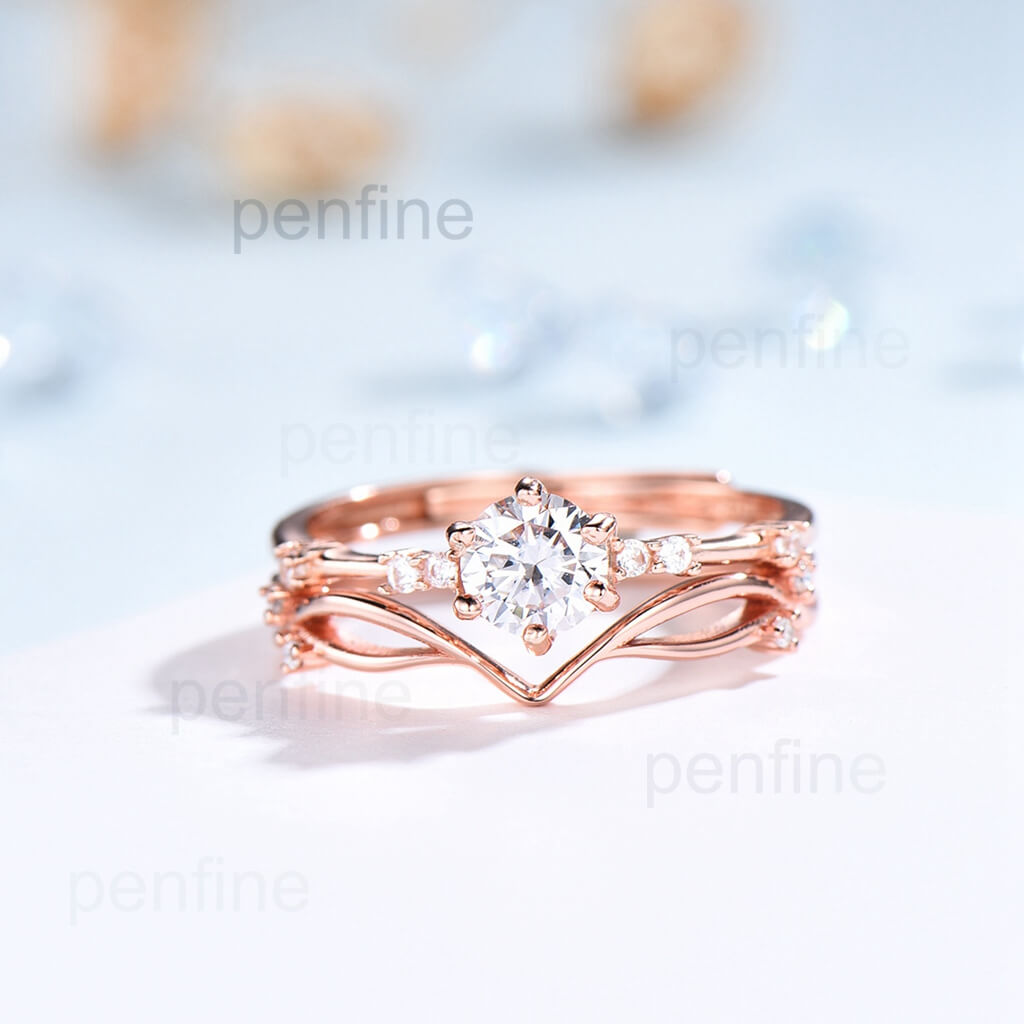 Vintage Flower Moissanite Engagement Ring Set for Women - Dainty Wedding Band, Elegant Promise Ring, Perfect for Proposals, Anniversaries & Special Occasions