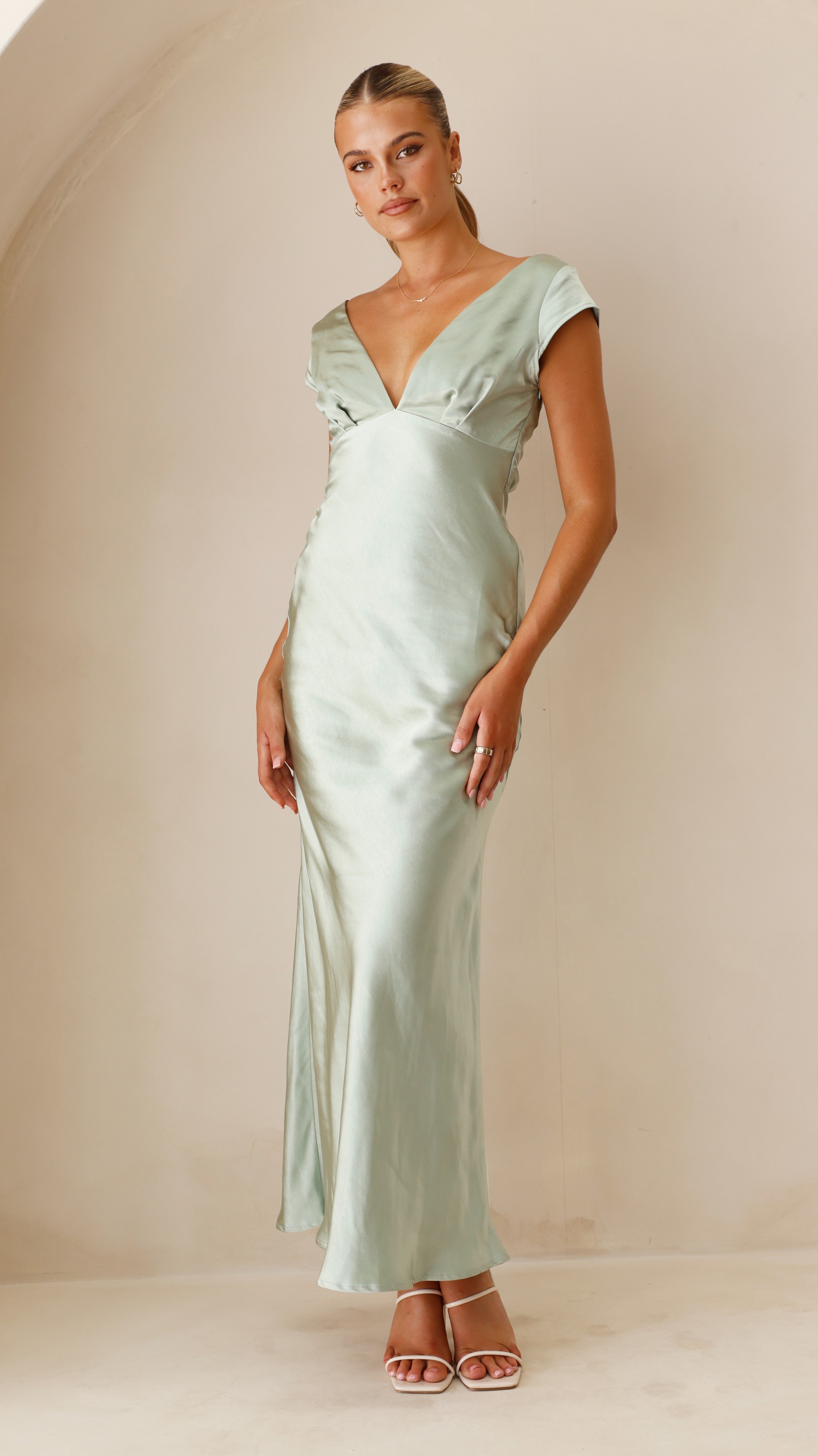 Amelia Maxi Dress for Women - Flowy Long Boho Summer Dress in Sage Green - Perfect for Beach Vacations, Weddings & Casual Outings