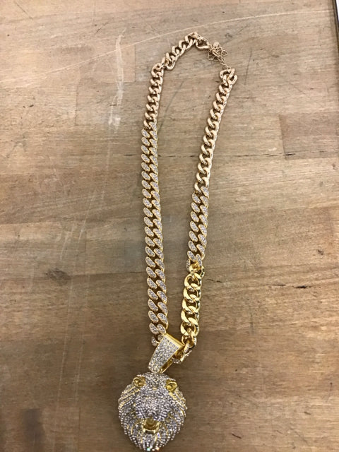 Lion Medallion Necklace - Gold & Rhinestone Pendant for Men & Women | Elegant Jewelry Gift for Birthday, Anniversary & Special Occasions