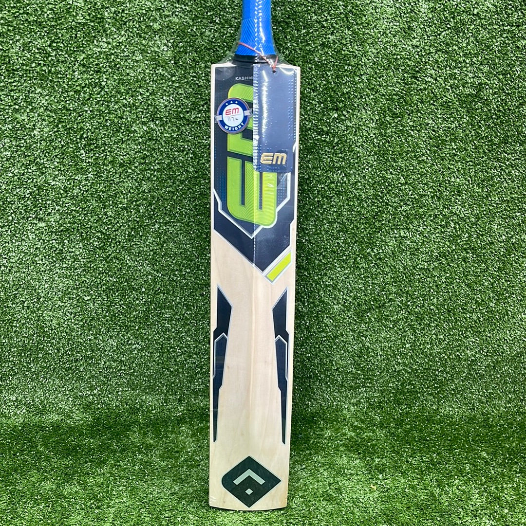 EM Maxxum 4.0 Kashmir Willow Cricket Bat - Premium Quality for Professional & Recreational Play - Perfect for Matches, Practice & Training Sessions