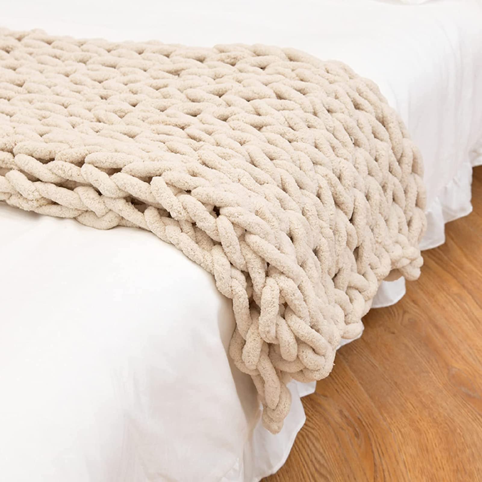 **LIERITIYU Chunky Knit Blanket Throw 24x31in - Soft Chenille Yarn Knitted Blanket, Machine Washable Crochet Blanket for Couch, Bed, Sofa - Handmade Cable Knit Throw Blanket for Winter, Home Decor (Beige 60x80cm) - Cozy for Living Room, Bedroom, Office & Gifts**