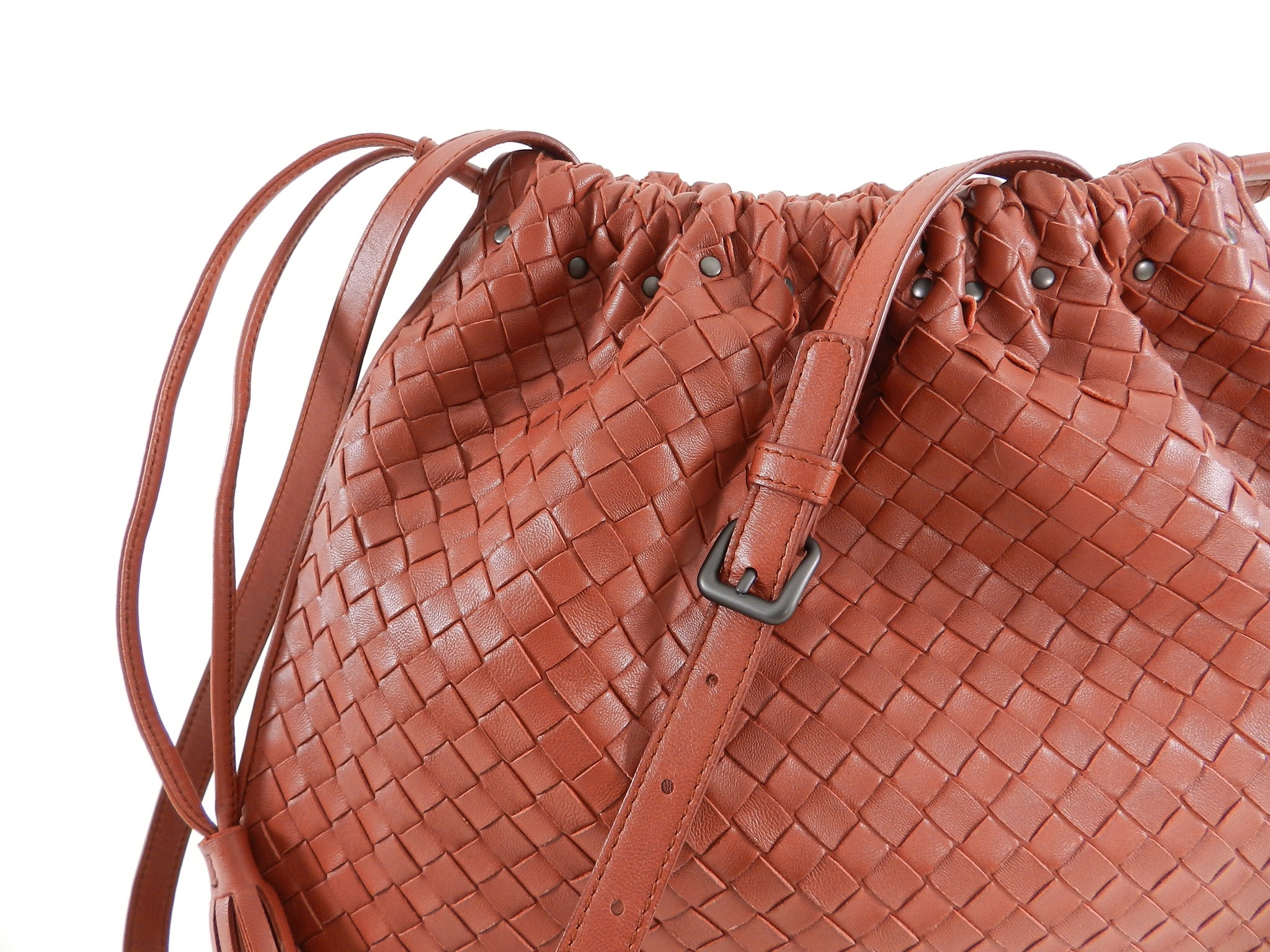 Bottega Veneta Brick Red Intrecciato Leather Drawstring Bag - Luxury Crossbody Purse for Women, Fashionable Shoulder Bag for Daily Use, Work & Travel Accessories