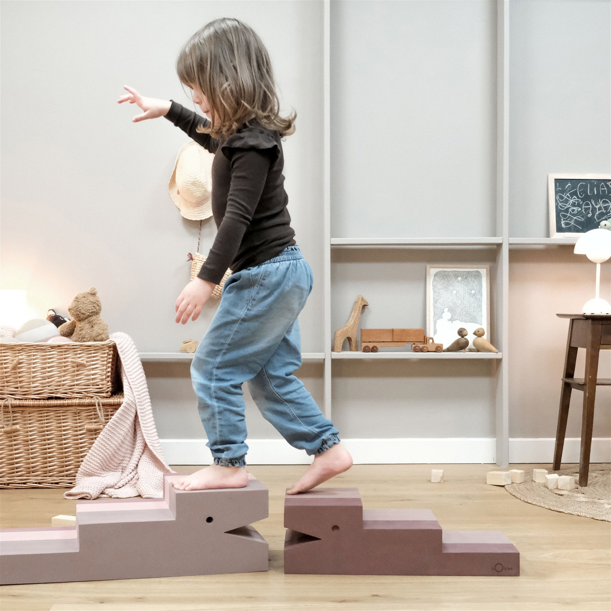bObles Crocodile L 24 Classic Sand Grey - Kids Climbing Toy for Indoor & Outdoor Play - Perfect for Playrooms, Daycares, and Backyards
