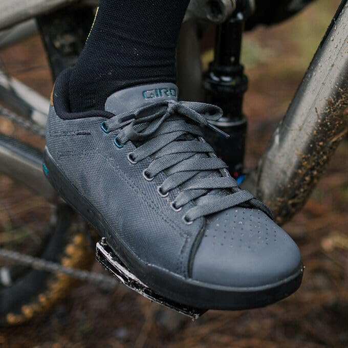 Giro Deed Men's Flat Pedal Mountain Bike Shoes - Dark Shadow (2023), Size 39 | MTB Cycling Shoes for Trail Riding & Commuting | Durable & Comfortable Design