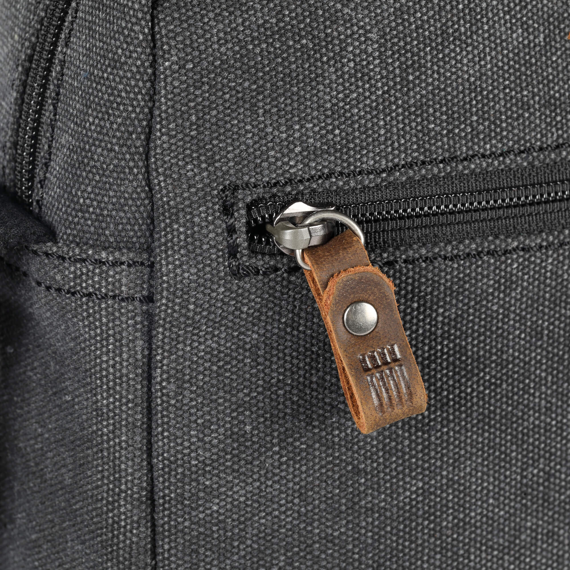 TRP0370 Troop London Classic Canvas Crossbody Bag for Men & Women - Stylish & Durable Everyday Shoulder Bag for Work, Travel & Casual Outings