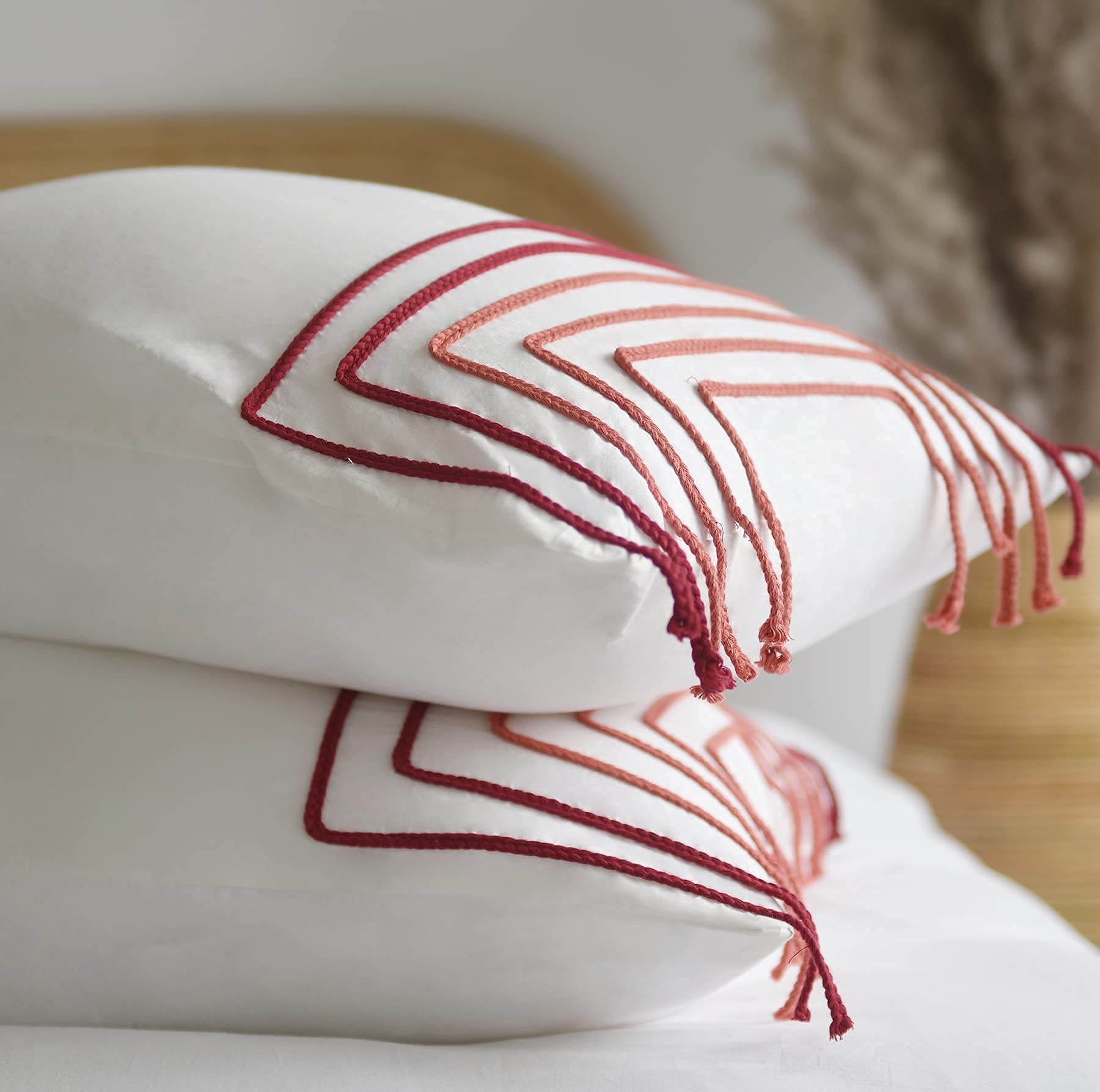 Festive Red Christmas Duvet Cover Queen Size - 100% Cotton Soft Comforter for Holiday Bedroom Decor - 86