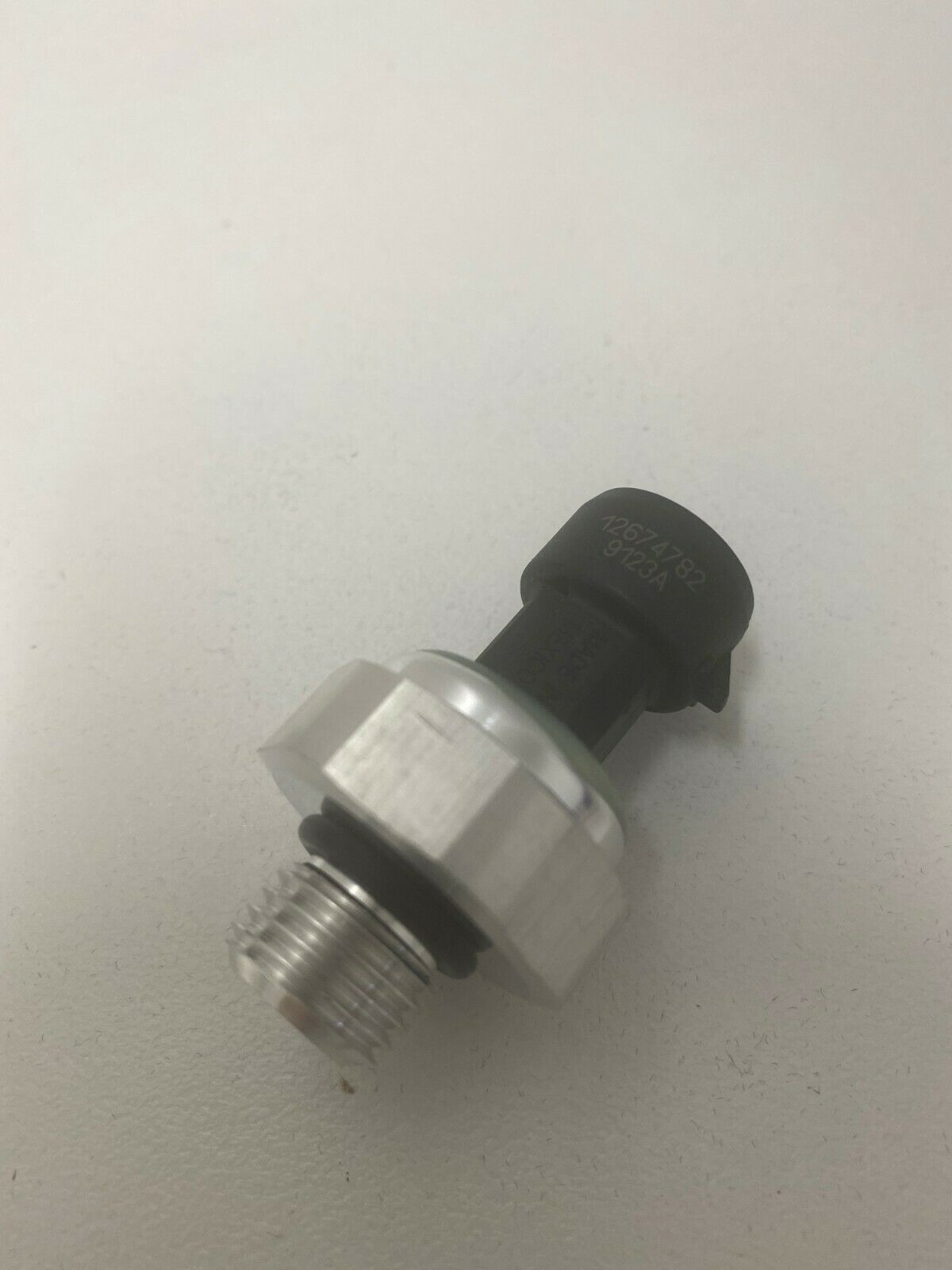 Genuine Holden Commodore VZ VE V6 Oil Pressure Switch - 12 Pack for Engine Maintenance & Repair | Perfect for DIY Mechanics & Auto Shops