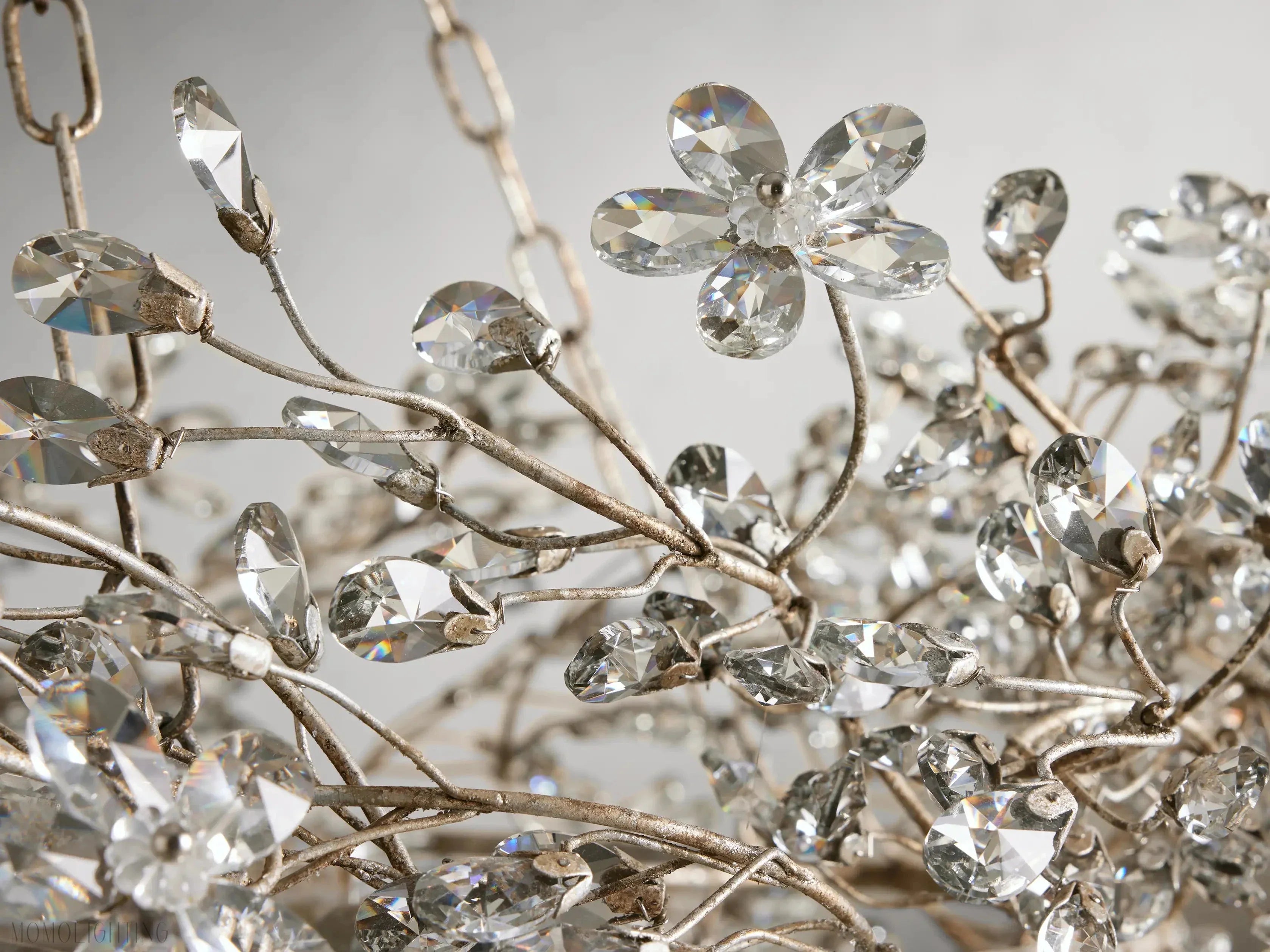 Elegant Fiore Oval Chandelier - Modern Crystal Ceiling Light Fixture for Dining Room, Bedroom & Living Room Decor | Dimmable LED Lighting for Home & Office