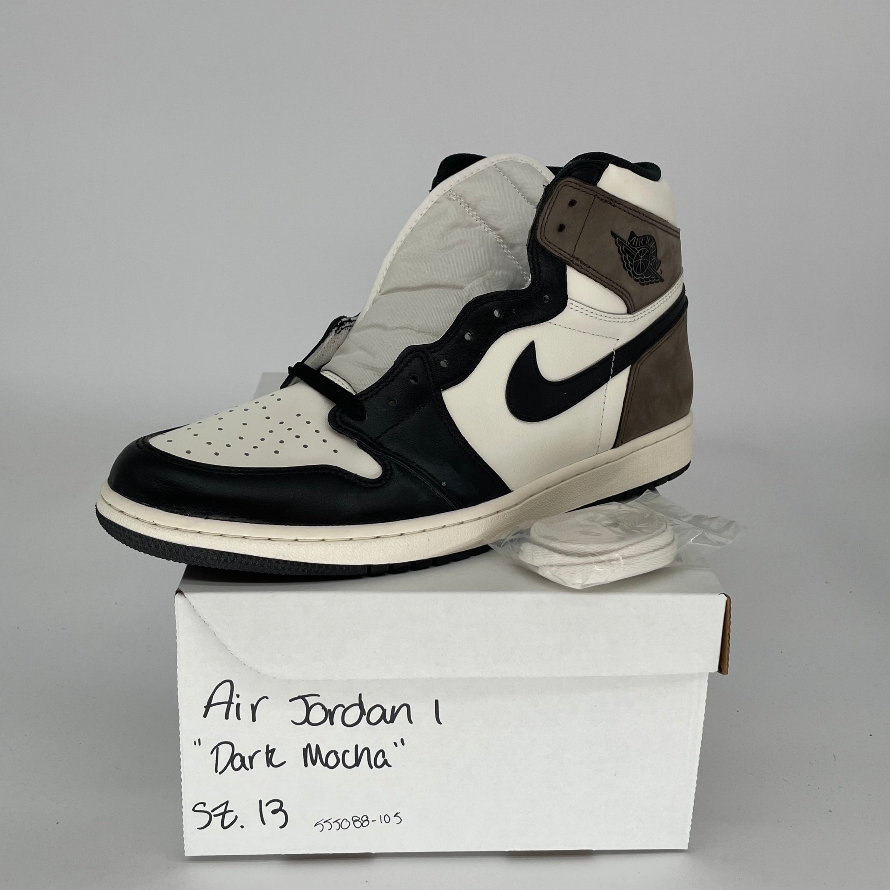 AIR JORDAN 1 Retro High OG 