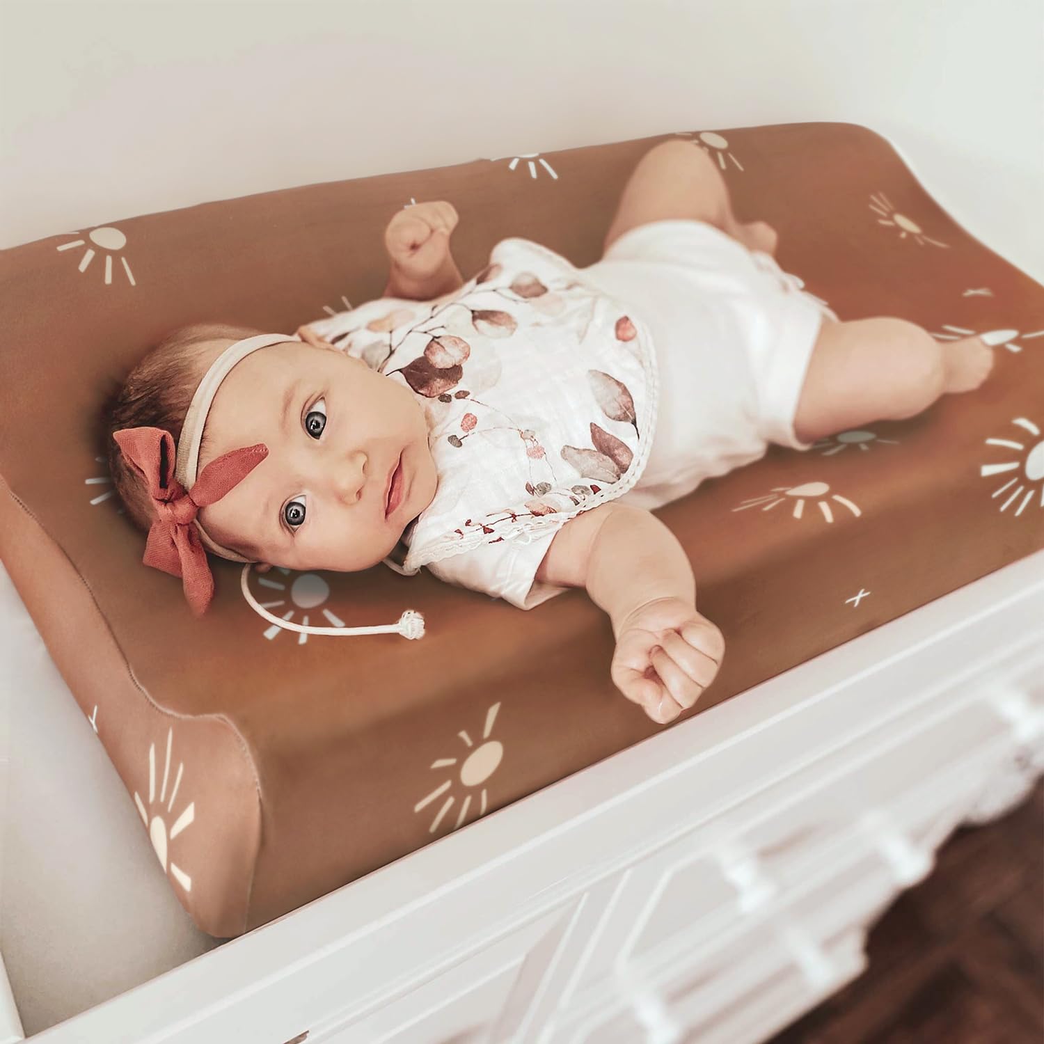 GRSSDER 2 Pack Stretch Jersey Knit Changing Pad Covers - Ultra Soft, Fits 32x16 & 34x16 Inch Changing Pads, Secure Fit with Sunny Bear Print - Perfect for Nursery, Baby Registry & Diaper Changing Stations