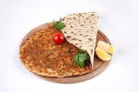 Delicious Manakeesh Meat Pies - 6 Pack | Authentic Middle Eastern Flatbread | Perfect for Parties, Picnics & Quick Meals