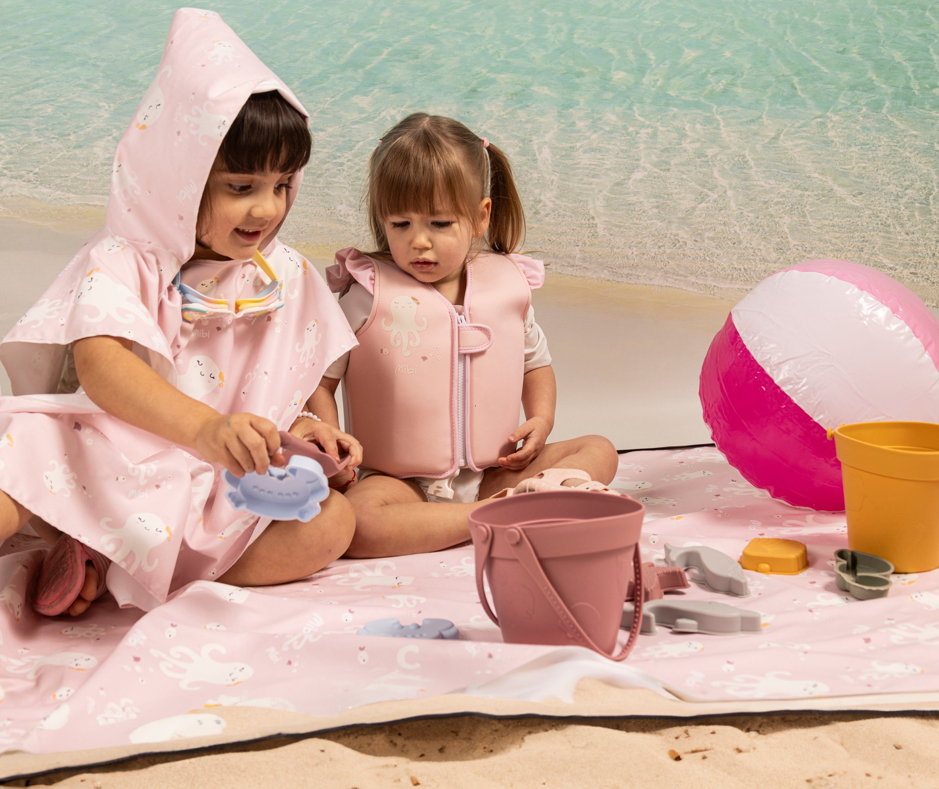 Poncho Mibi Octopus 0.60 x 0.60 - Soft & Cozy Blanket for Kids & Adults - Perfect for Camping, Travel, and Home Use