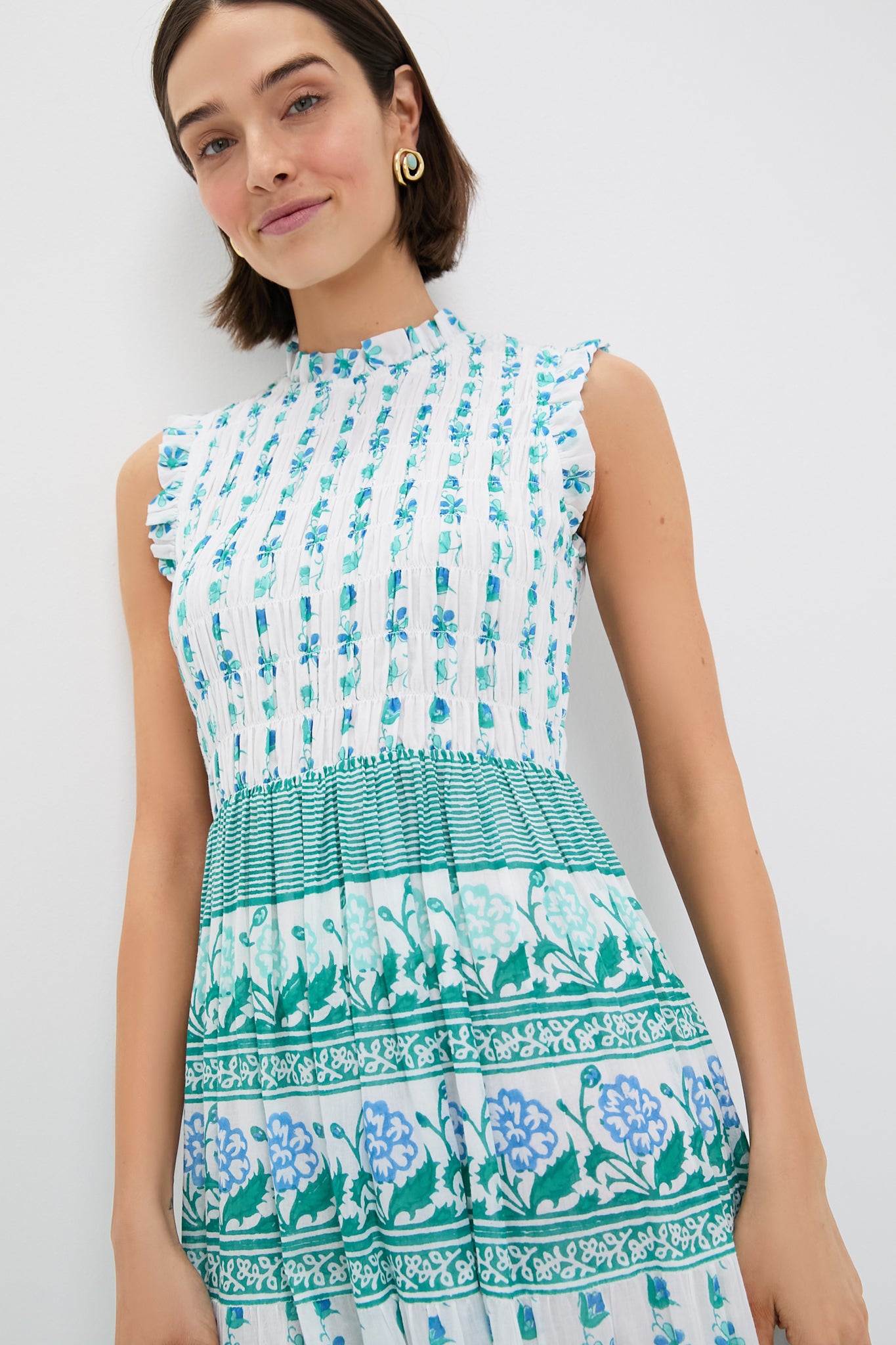 Boreggo Green Sleeveless Smocked Maxi Dress for Women - Summer Beach Boho Flowy Long Dress with Elastic Waist, Perfect for Vacations, Weddings & Outdoor Parties