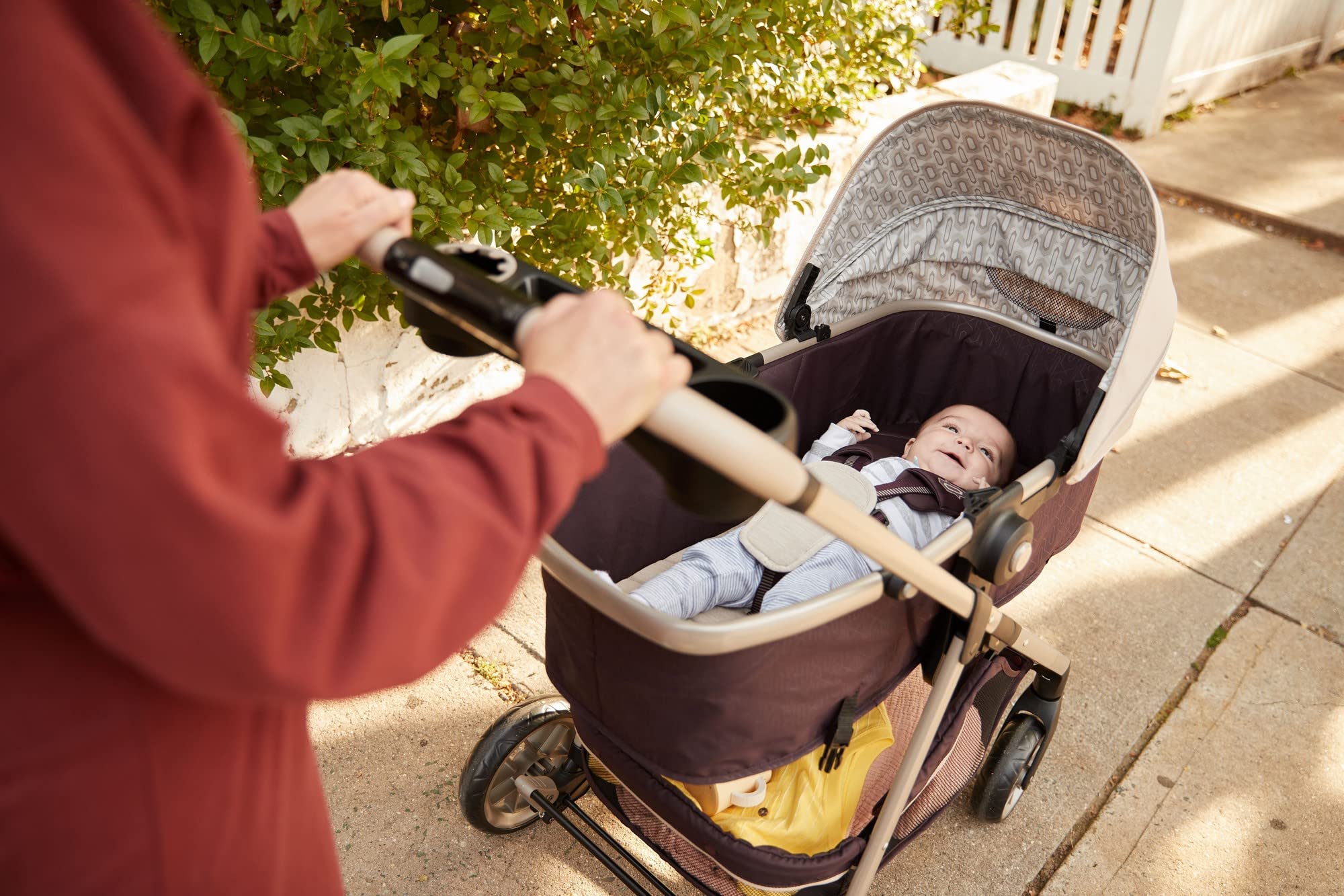 Safety 1st Deluxe Grow and Go Travel System - 8-in-1 Convertible Stroller & Car Seat Combo for Infants 4-30 lbs | Lightweight, Adjustable & Easy Fold | Perfect for Travel, Shopping & Daily Outings with Baby