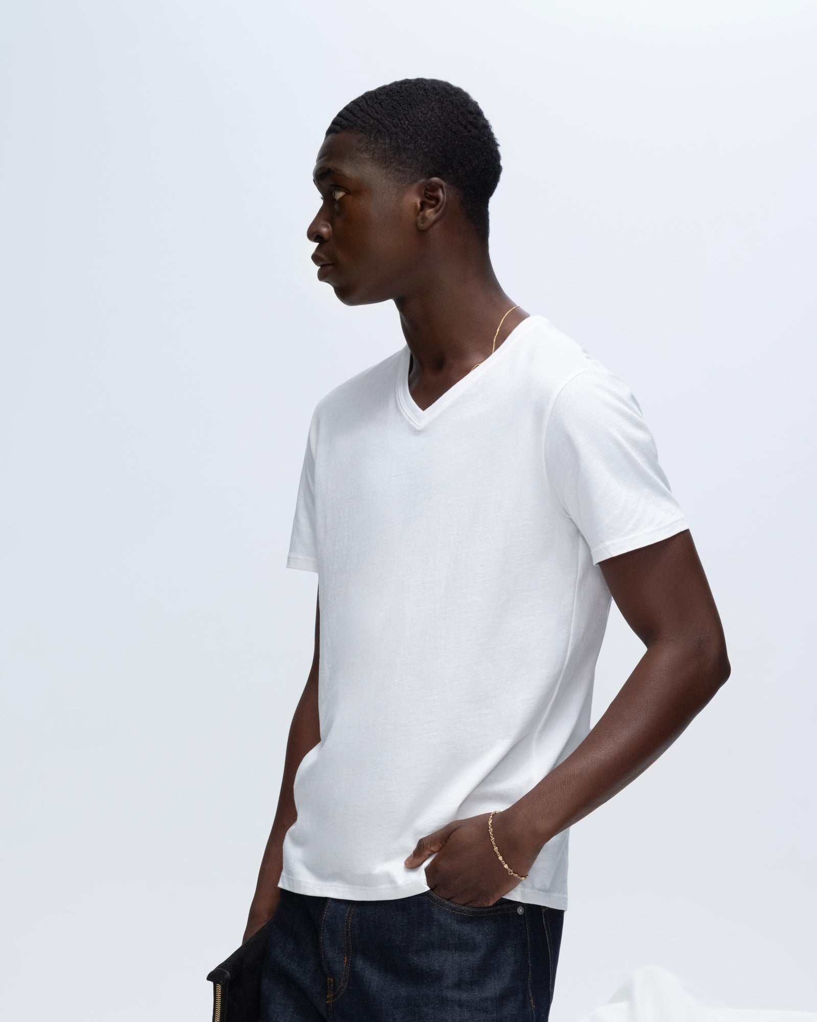 Classic V-Neck Jersey T-Shirt for Men - Soft Cotton Comfort Fit - White - Perfect for Casual Wear, Gym & Everyday Outfits