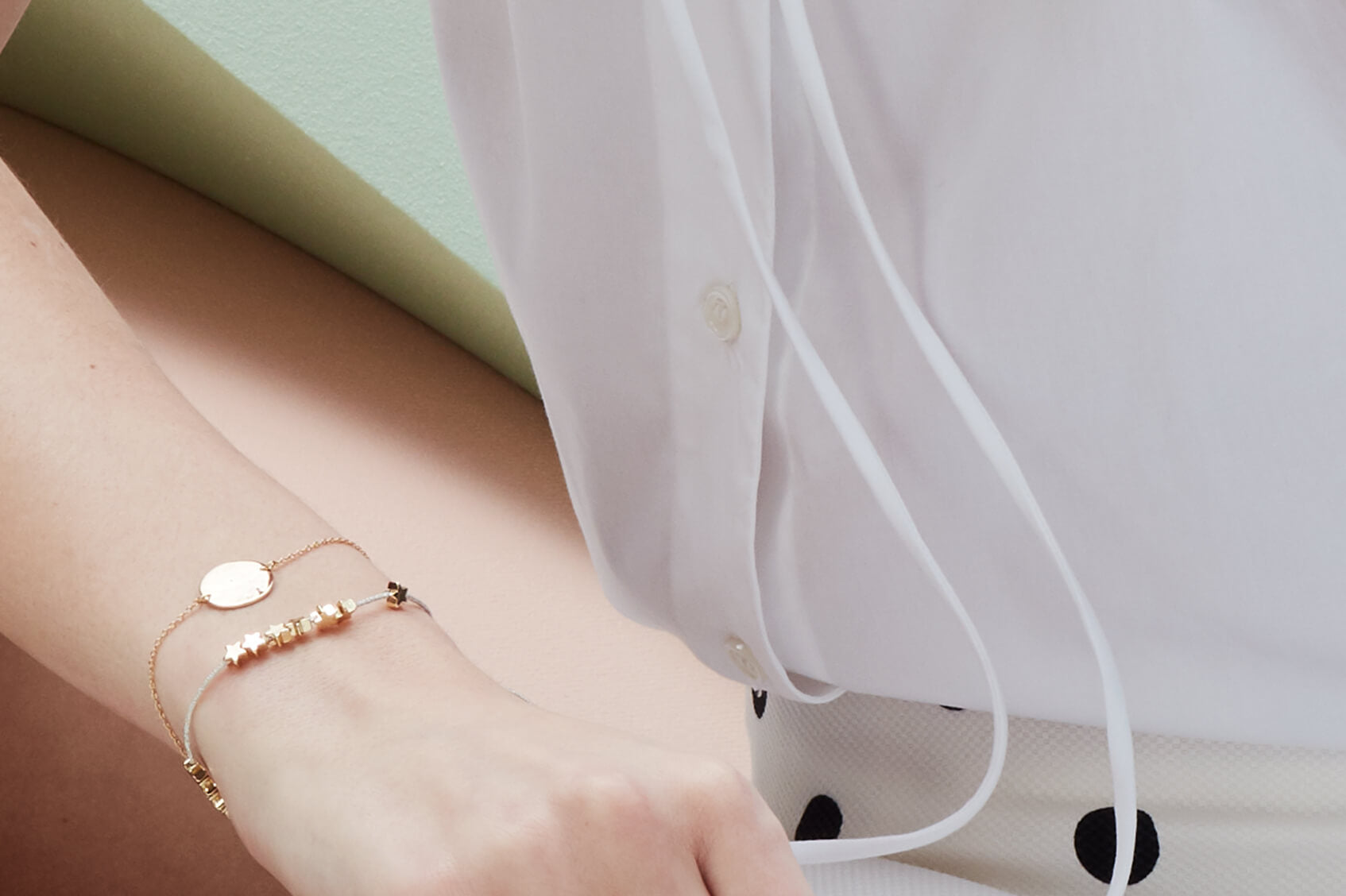 Handmade Hammered Disc Bracelet for Women - Boho Chic Jewelry for Everyday Wear & Layering - Perfect for Casual Outfits, Office & Special Occasions