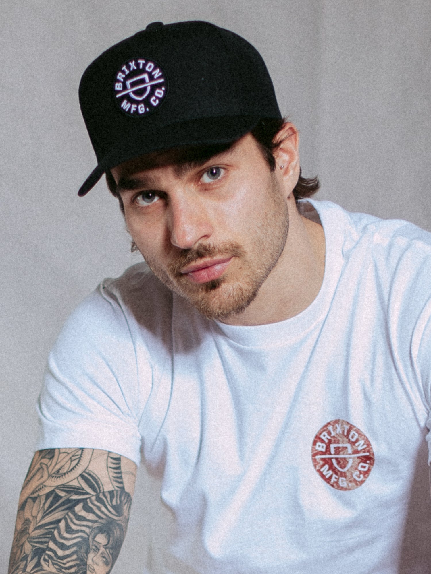 Brixton Crest C MP Black Snapback Hat for Men - Stylish Adjustable Baseball Cap for Casual Wear, Street Fashion, and Outdoor Activities