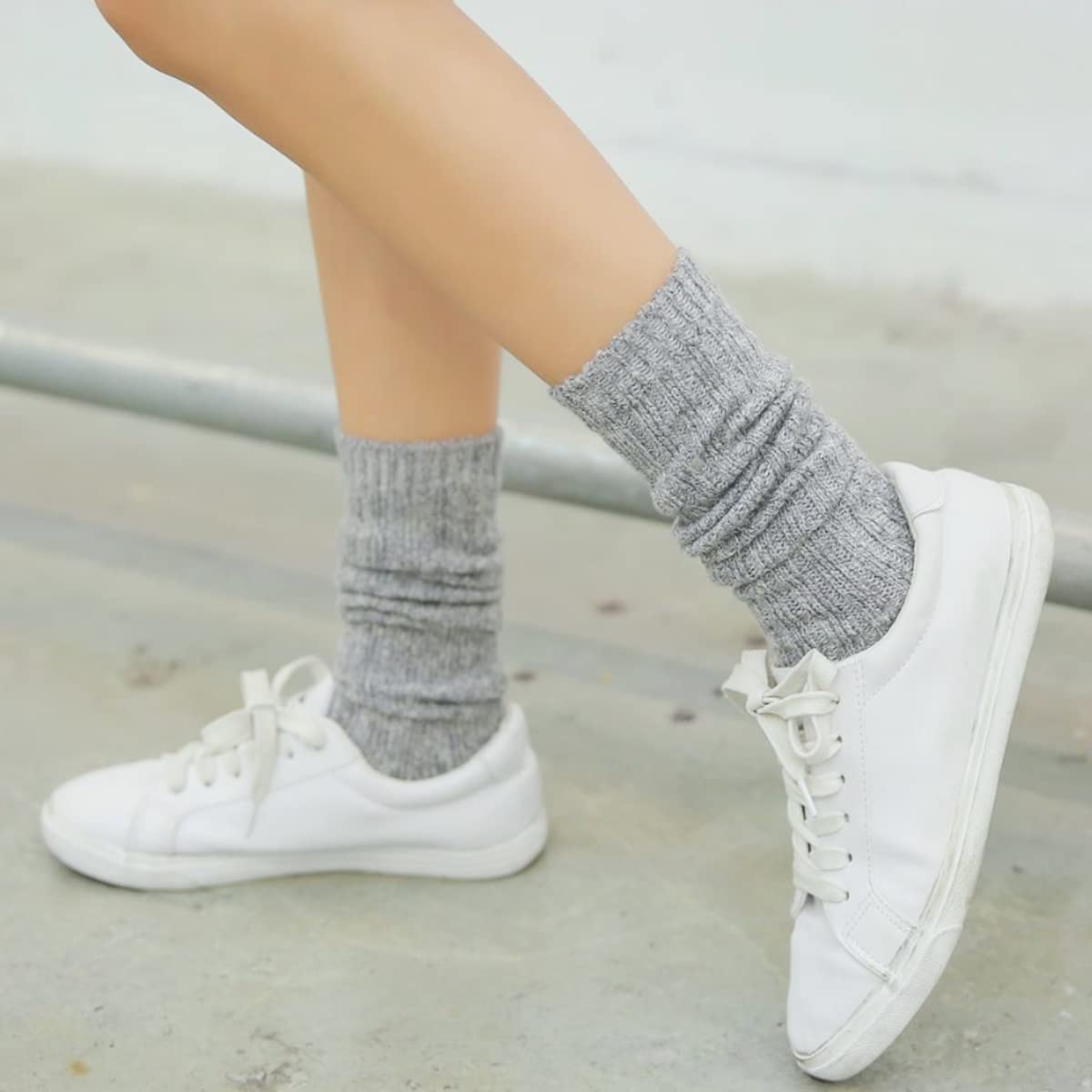 TINTAO Women's Cotton Knit Crew Socks - Thick Warm Wool Slouch Socks for Women, Size 5-10 - Perfect for Winter, Home, Office & Gift Giving #W502