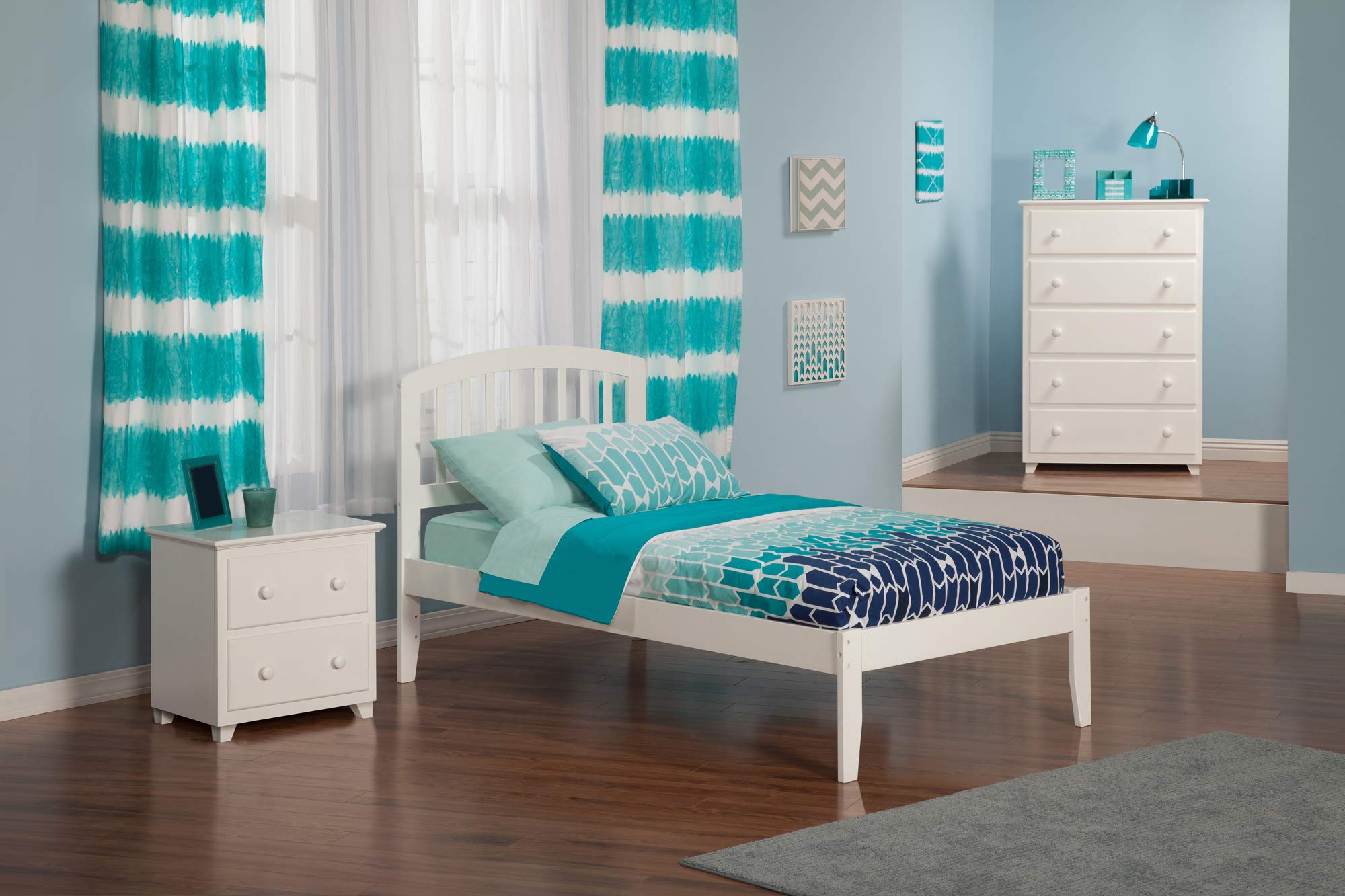 Atlantic Furniture AR8821002 Richmond Twin Size Platform Bed with Open Foot Board - White | Modern Minimalist Bed Frame for Kids, Teens & Guest Rooms