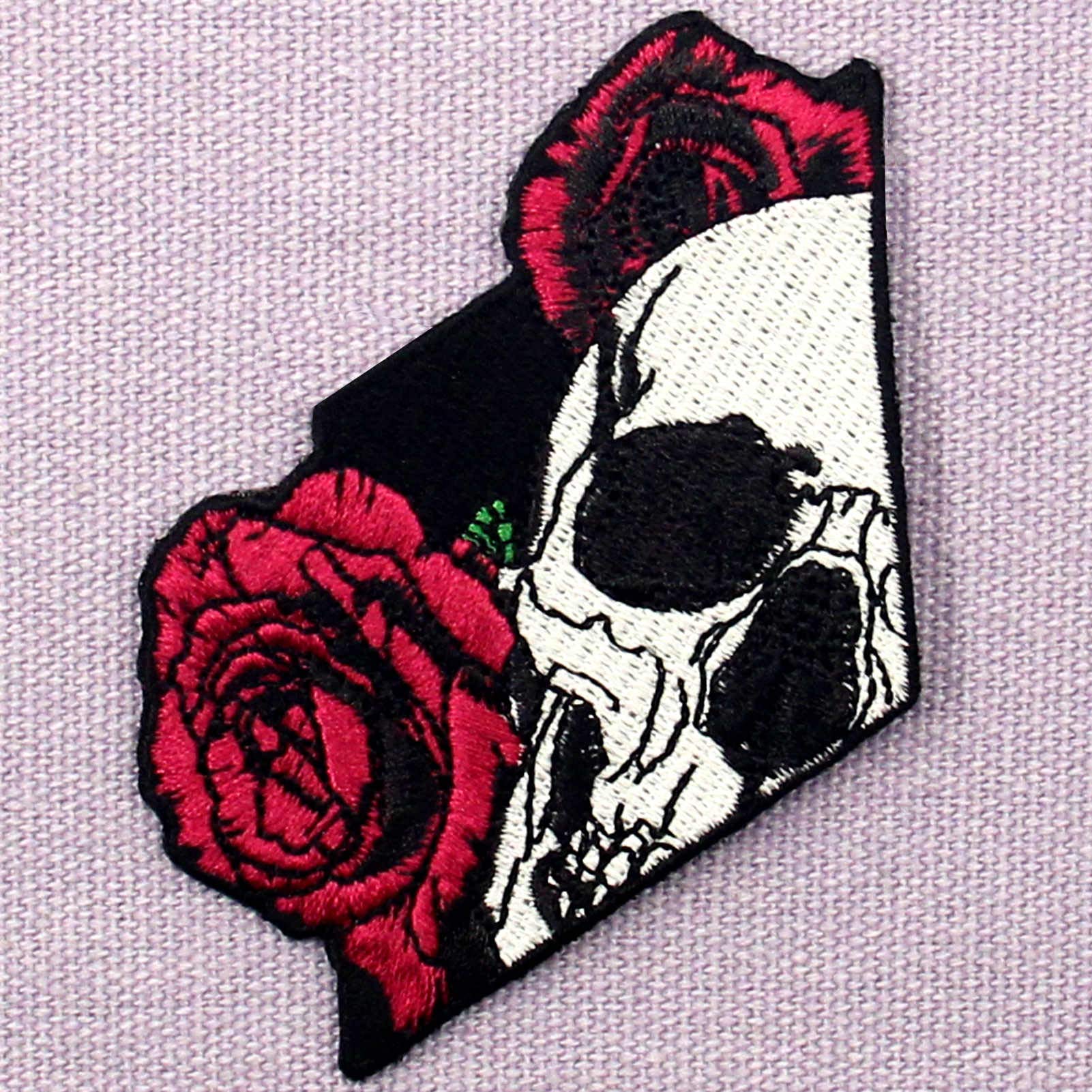Skull and Rose Embroidered Patch - Iron On or Sew On Emblem for Jackets, Hats, Bags - Gothic Punk DIY Clothing Accessories