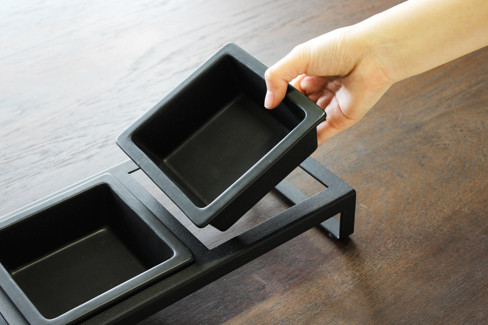 Premium Elevated Pet Food Bowl for Dogs & Cats - Adjustable Height, Non-Slip Base - Perfect for Mealtime Comfort & Joint Health - Ideal for Home, Travel & Vet Visits