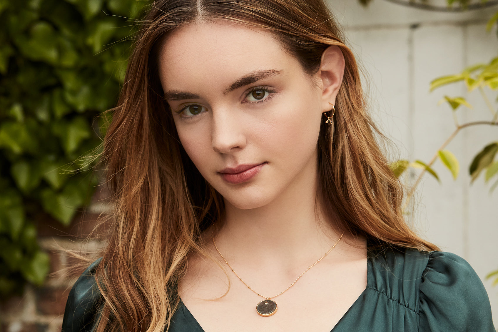 Natural Star Gemstone Slice Pendant Necklace for Women - Perfect for Boho Jewelry, Spiritual Healing & Everyday Fashion