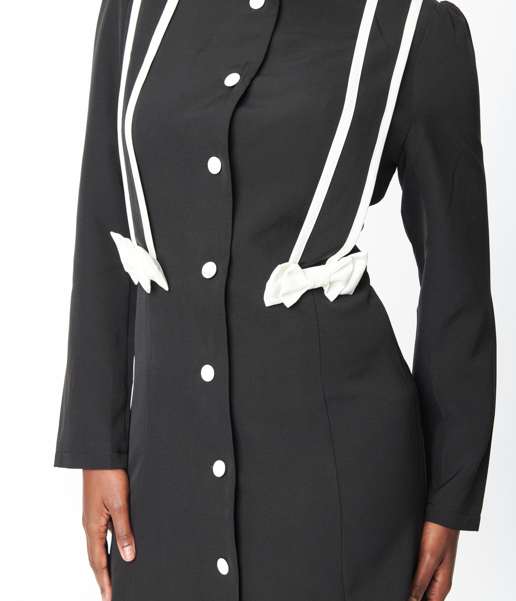 Vintage 1970s Black and White Bow Coat - Retro Elegant Women's Outerwear for Parties, Weddings & Special Occasions