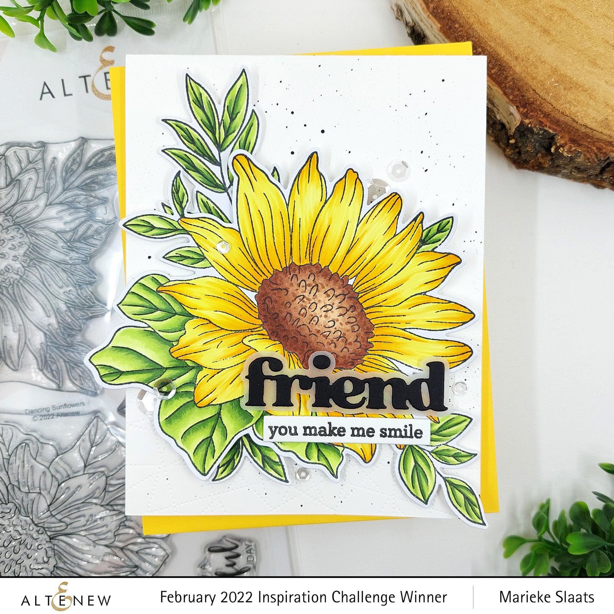 Vibrant Dancing Sunflowers - Solar Powered Animated Decor for Home, Office & Garden | Perfect for Gifts, Parties & Outdoor Decorations