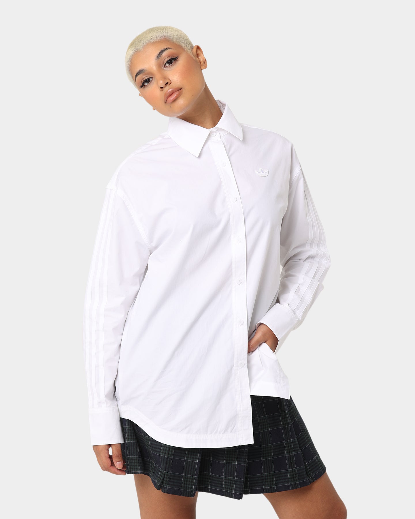 Adidas Women's Original Class of '72 T-Shirt - White Cotton Vintage Logo Tee for Casual Wear & Street Style Outfits