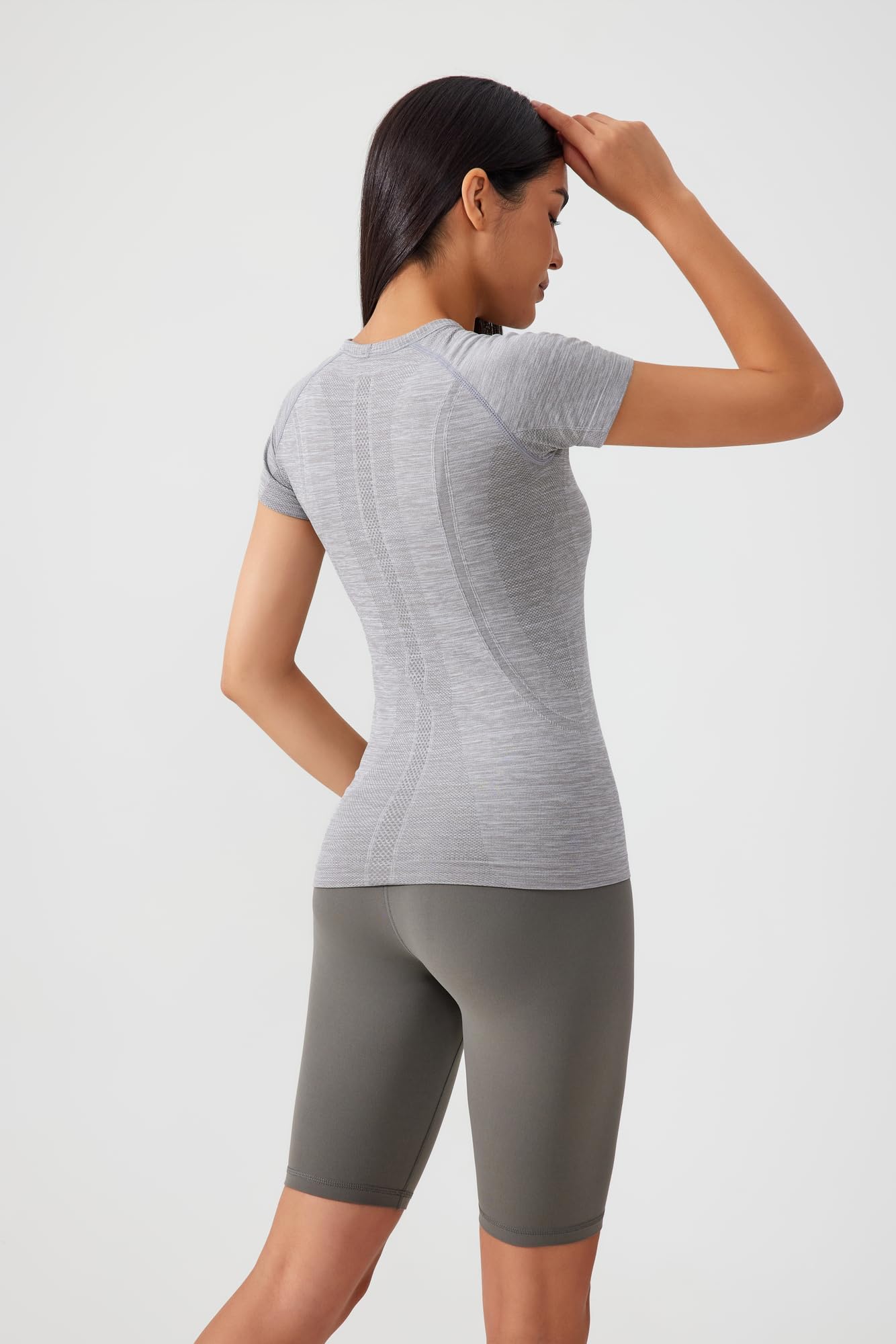 Altiland Women's Seamless Workout T-Shirts - Breathable Short Sleeve Yoga Tops for Gym, Running & Fitness Training - Lightweight Athletic Shirts for Yoga, Pilates & Activewear