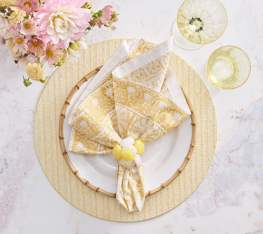 Provence Style Napkins - Set of 4 French Country Cotton Table Linens for Dining, Kitchen & Party Decor
