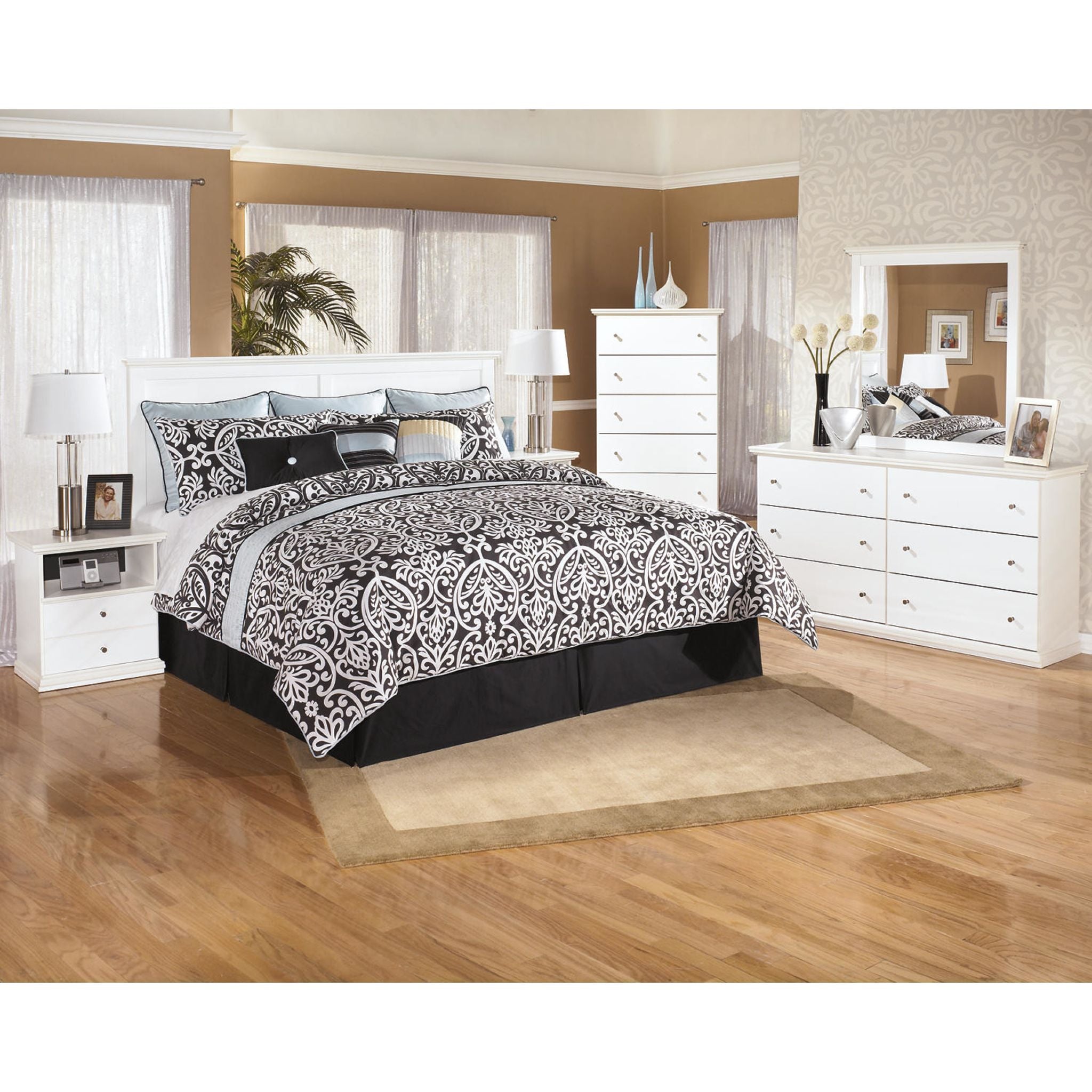 Bostwick Shoals King Panel Headboard - White Upholstered Bed Frame Headboard for Bedroom Decor, Modern and Elegant Home Furniture, Perfect for Master Bedroom or Guest Room