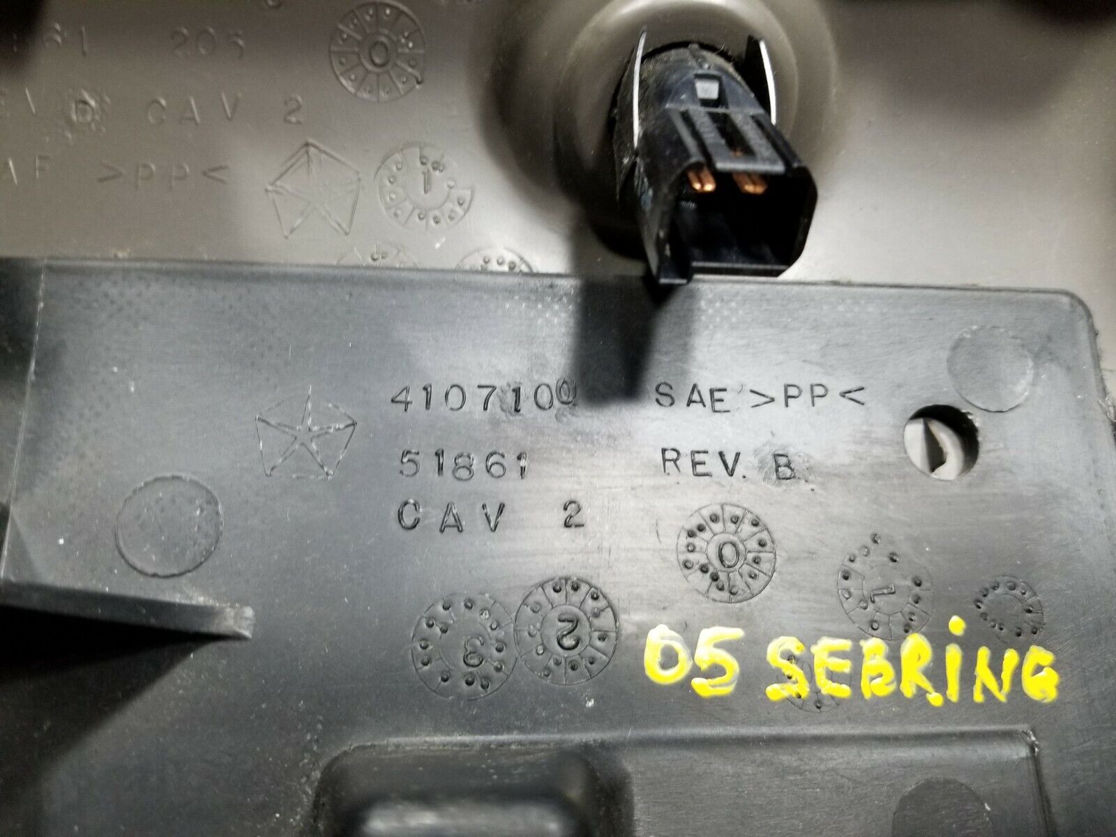 2004-2006 Chrysler Sebring Convertible Left Driver Side Lower Knee Panel - OEM Replacement Part for Comfortable Driving & Easy Installation