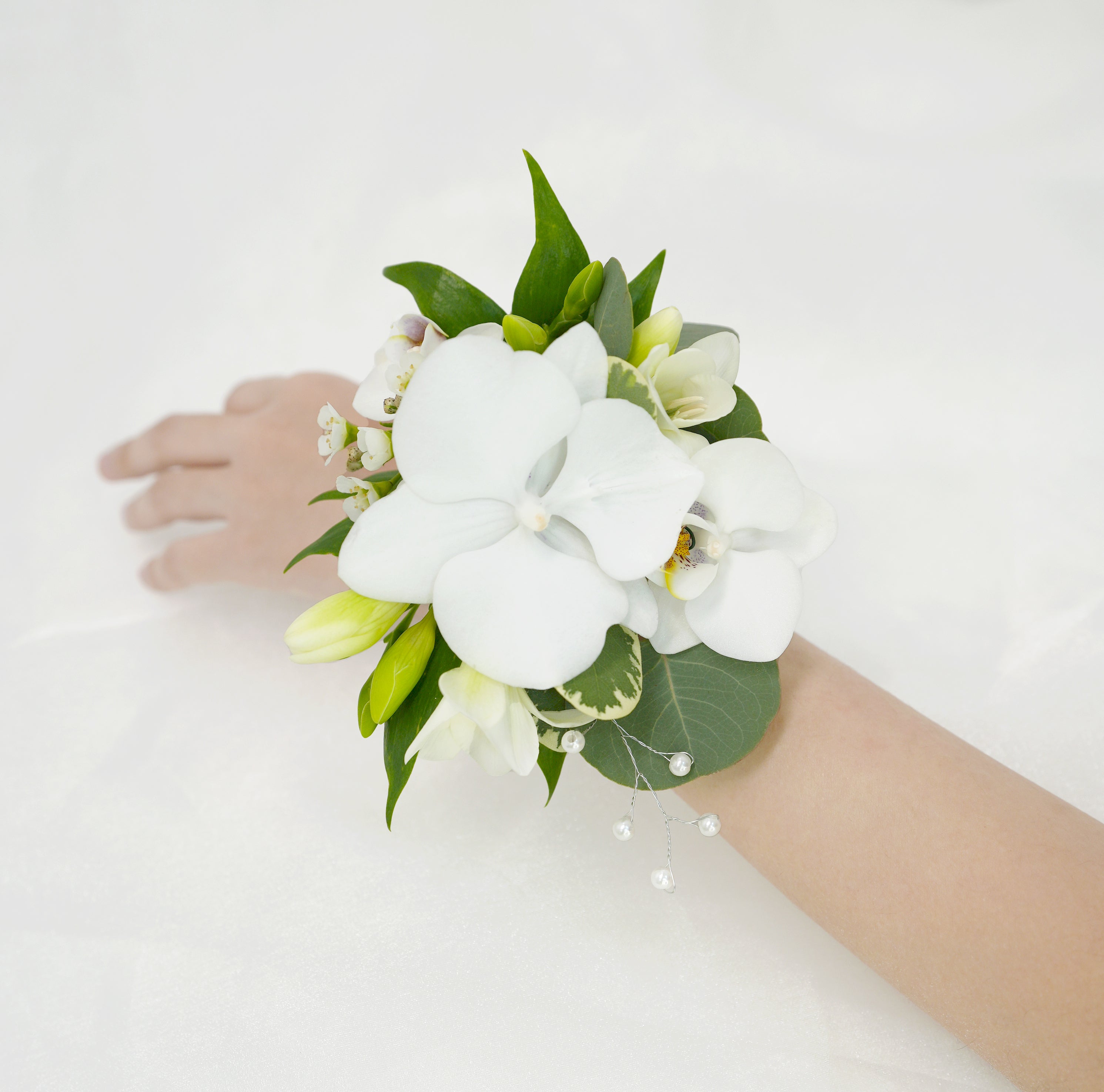 Elegant White Orchid & Rose Corsage Boutonniere for Weddings, Prom, and Formal Events - Perfect for Bridal Bouquets, Home Decor, and Special Occasions
