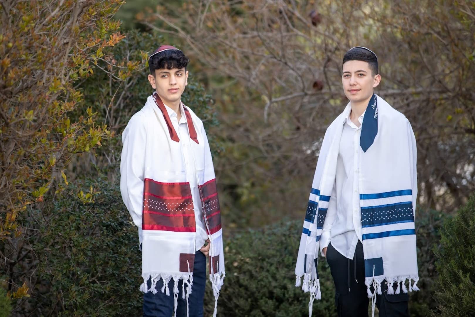 Personalized Wool Tallit Prayer Shawl for Men - Dark Blue Stars of David Bar Mitzvah Tallit for Boys from Israel - Perfect for Jewish Religious Ceremonies, Synagogue Worship & Special Occasions