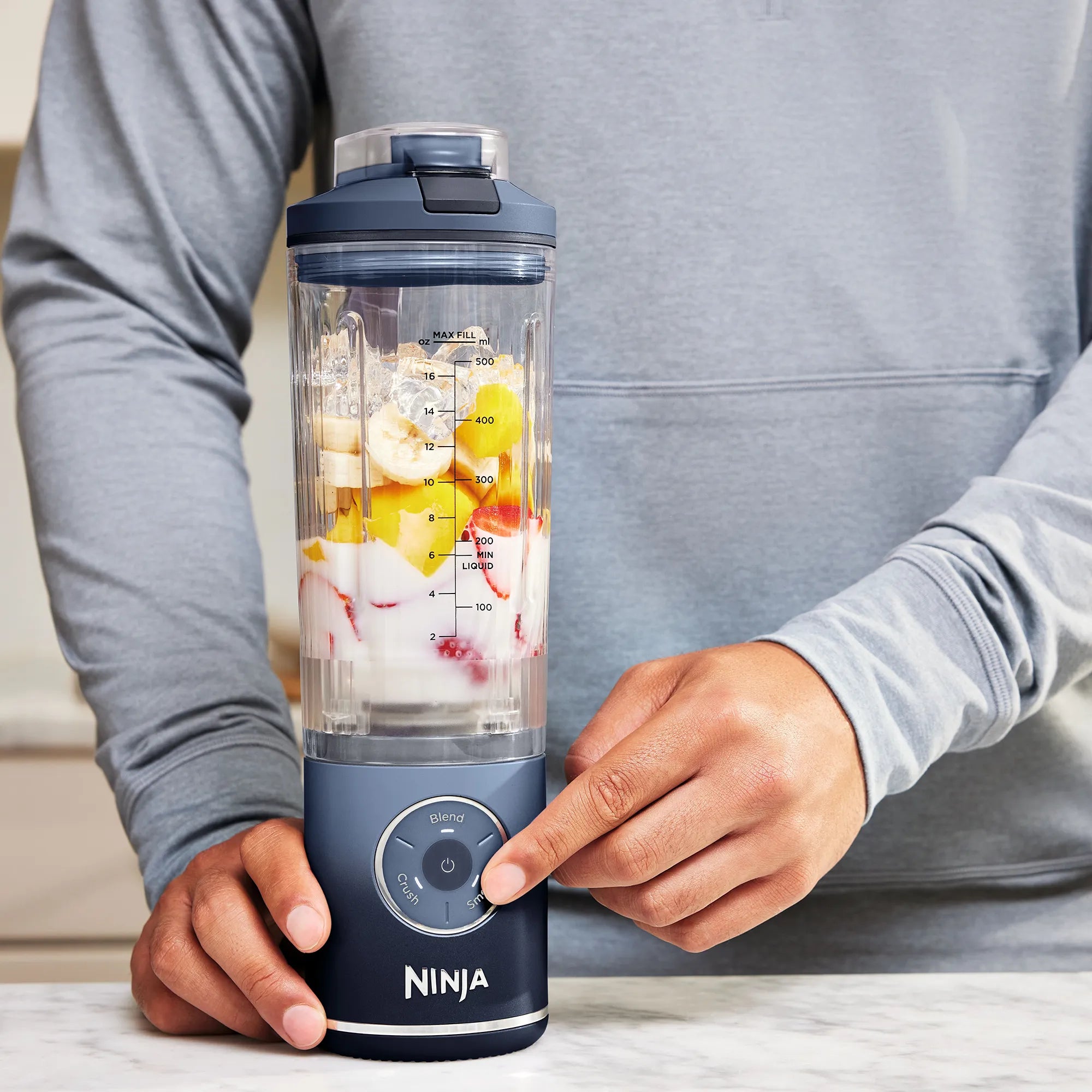 Ninja Blast Max Cordless Portable Blender - Powerful 1000W Motor, 20oz Travel Cup, USB Rechargeable for Smoothies, Protein Shakes & Meal Prep - Perfect for Gym, Office & Outdoor Adventures