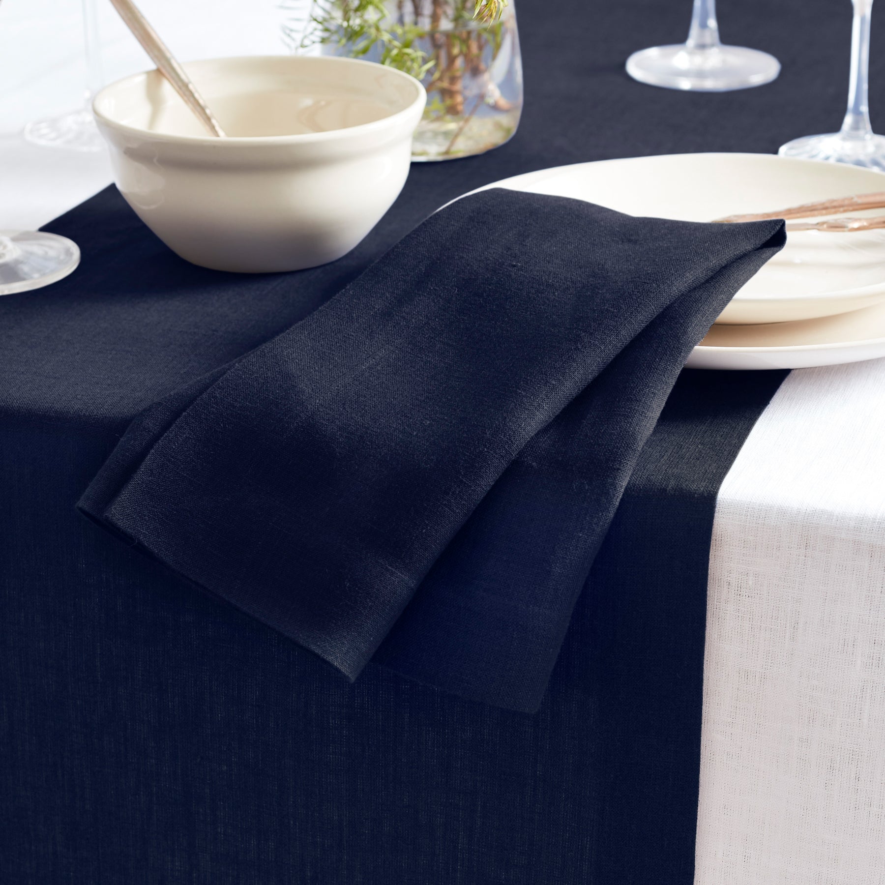 Premium Sonoma Linen Napkins Set of 4 - 100% Natural Cotton Dinner Napkins for Formal Dining, Wedding, and Holiday Table Settings