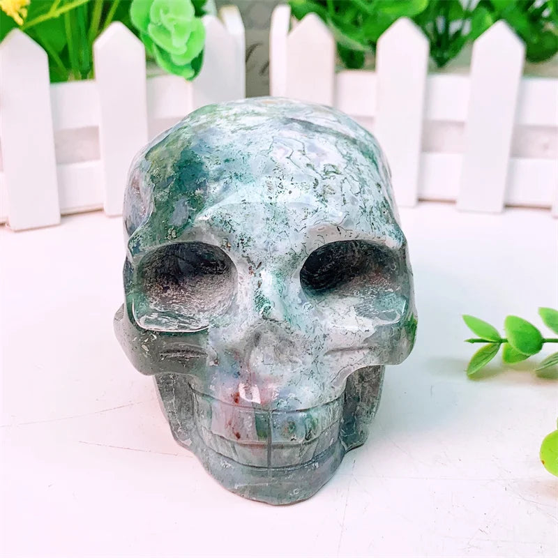 Natural Moss Agate Skull Carving - Handmade Mini Crystal Statue Figurine for Home Decor, Witchcraft Altar, Halloween Decoration & Spiritual Gift (1 Piece, 826g) - Perfect for Meditation Spaces, Gothic Decor & Unique Gift Giving