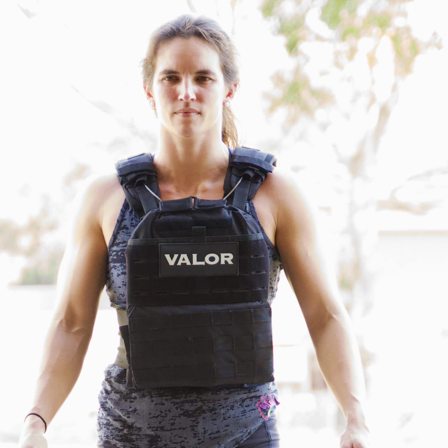 Valor Fitness Adjustable Weighted Training Vest with Removable Plates - 14, 20, 30 lbs for Strength & Endurance Training - Perfect for CrossFit, Rucking, Running & Outdoor Workouts