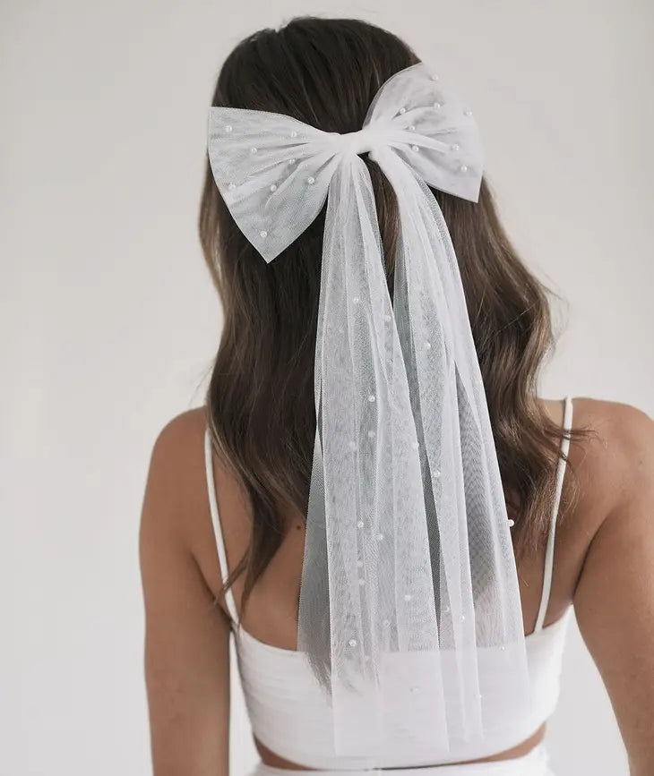 Elegant White Tulle & Pearl Bow Hair Clip for Women - Perfect for Weddings, Prom, Parties & Special Occasions