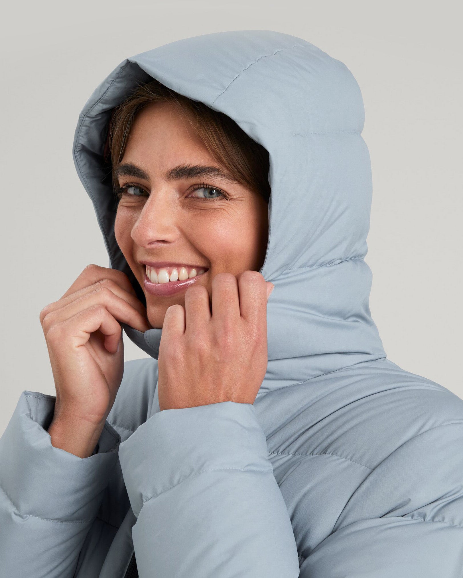 Women's Epiq Hooded Down Jacket - Lightweight Winter Coat with Waterproof Shell, Warm Puffer Jacket for Cold Weather - Perfect for Skiing, Hiking & Outdoor Activities