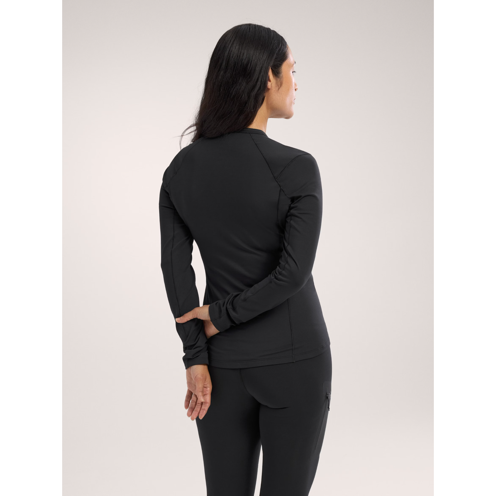Arc'teryx Women's Rho Crew Neck Long Sleeve Baselayer - Warm Thermal Shirt for Hiking, Skiing & Outdoor Activities