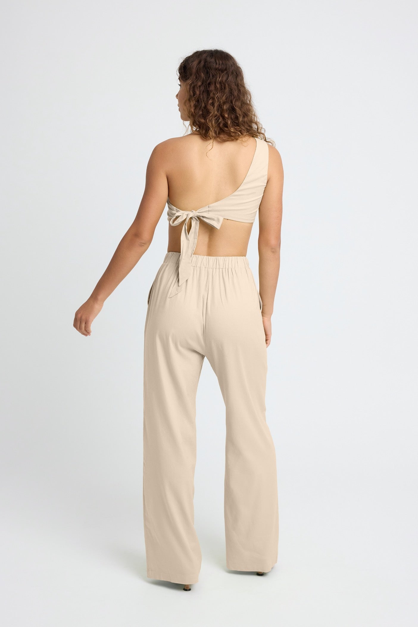 Sienna Linen Tie Front Blouse - Women's Casual Boho Summer Top with Coconut Button Details | Perfect for Beach Vacations, Date Nights & Outdoor Brunch