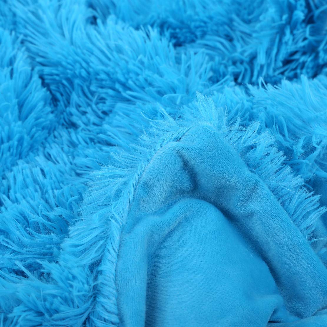 Super Soft Plush Blanket - Cozy Furry Throw for Bed, Sofa & Couch - Warm Winter Blanket (51