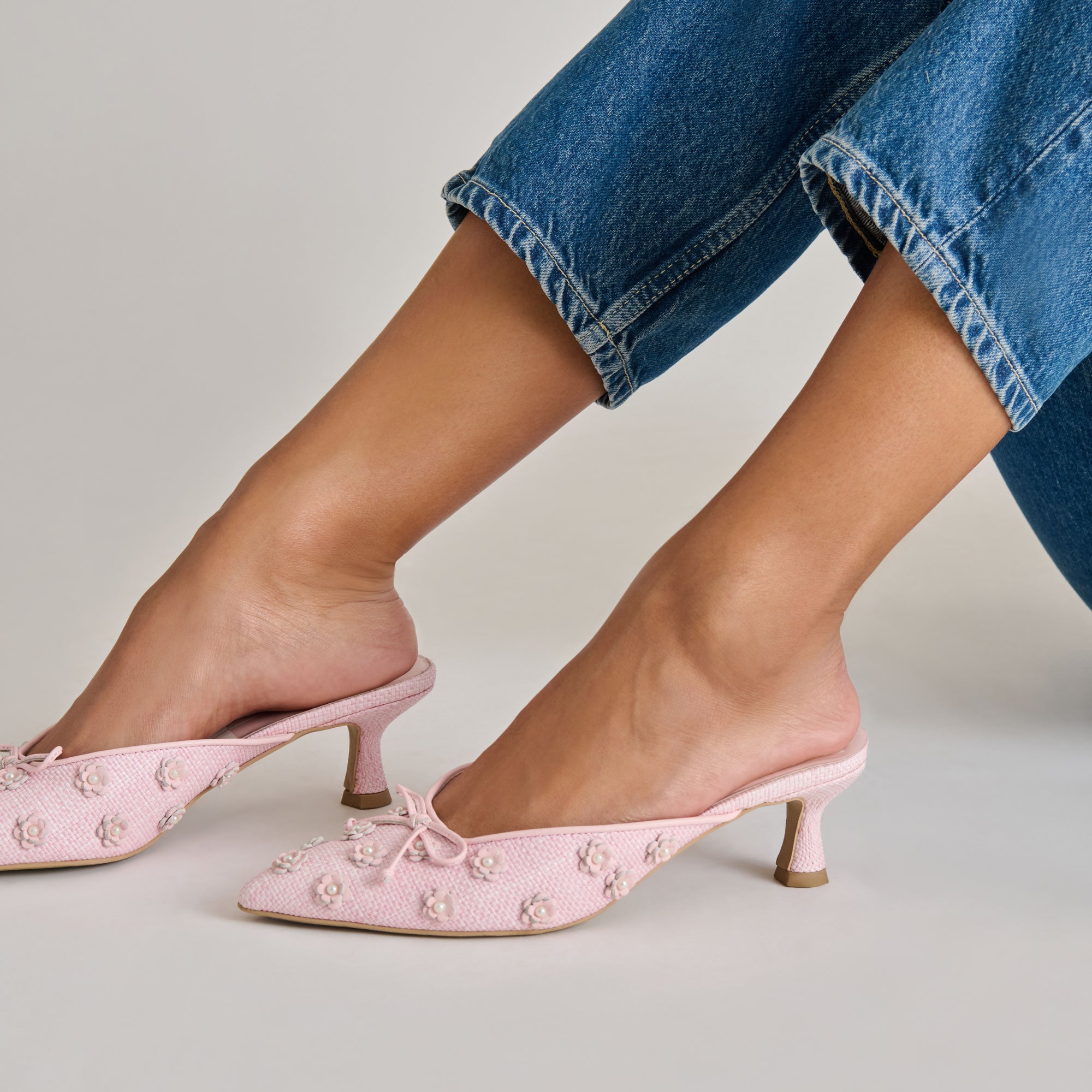 Camilo x Byrdie Golf Heels in Pink Raffia - Stylish Women's Golf Shoes for Comfort & Performance on the Course