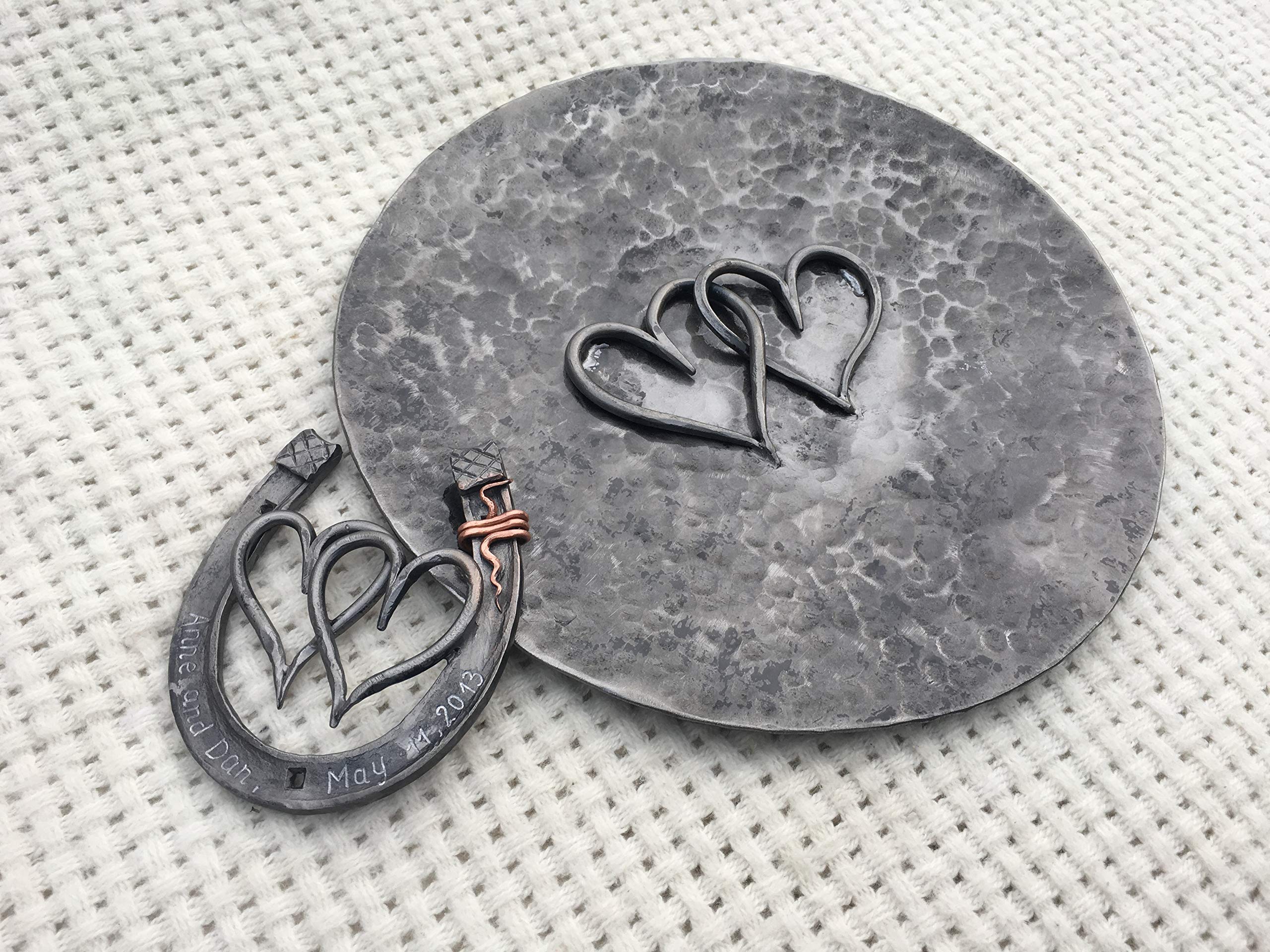 Personalized Iron Bowl & Horseshoe - Unique 6th Anniversary Gift for Couples, Iron Hearts Steel Bowl - Perfect for Romantic Celebrations & Home Decor