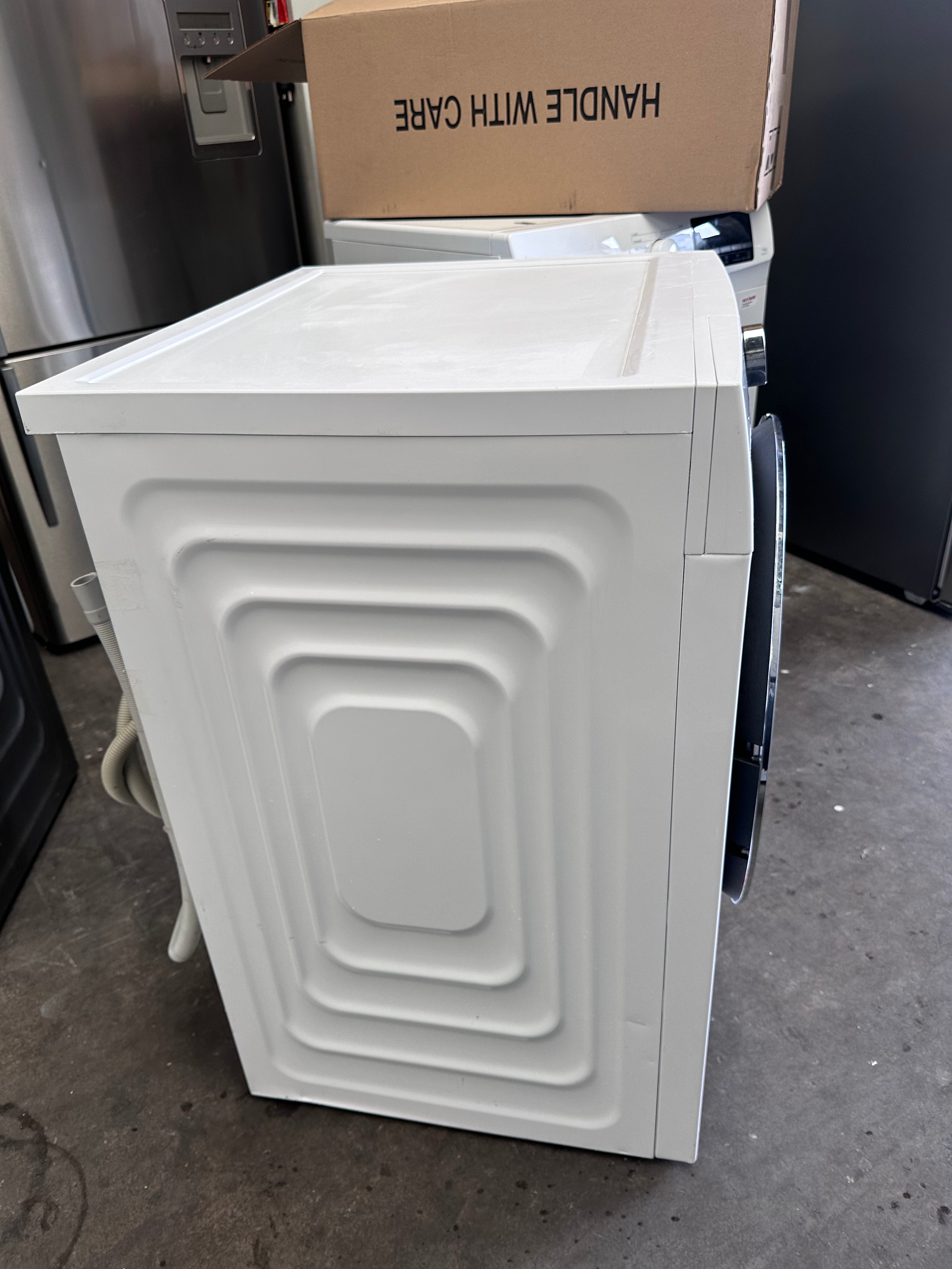 Beko BFLB902ADW 9kg Auto Dose Front Load Washing Machine - Energy Efficient, Quiet Operation - Perfect for Apartments & Small Homes (Factory Refurbished)