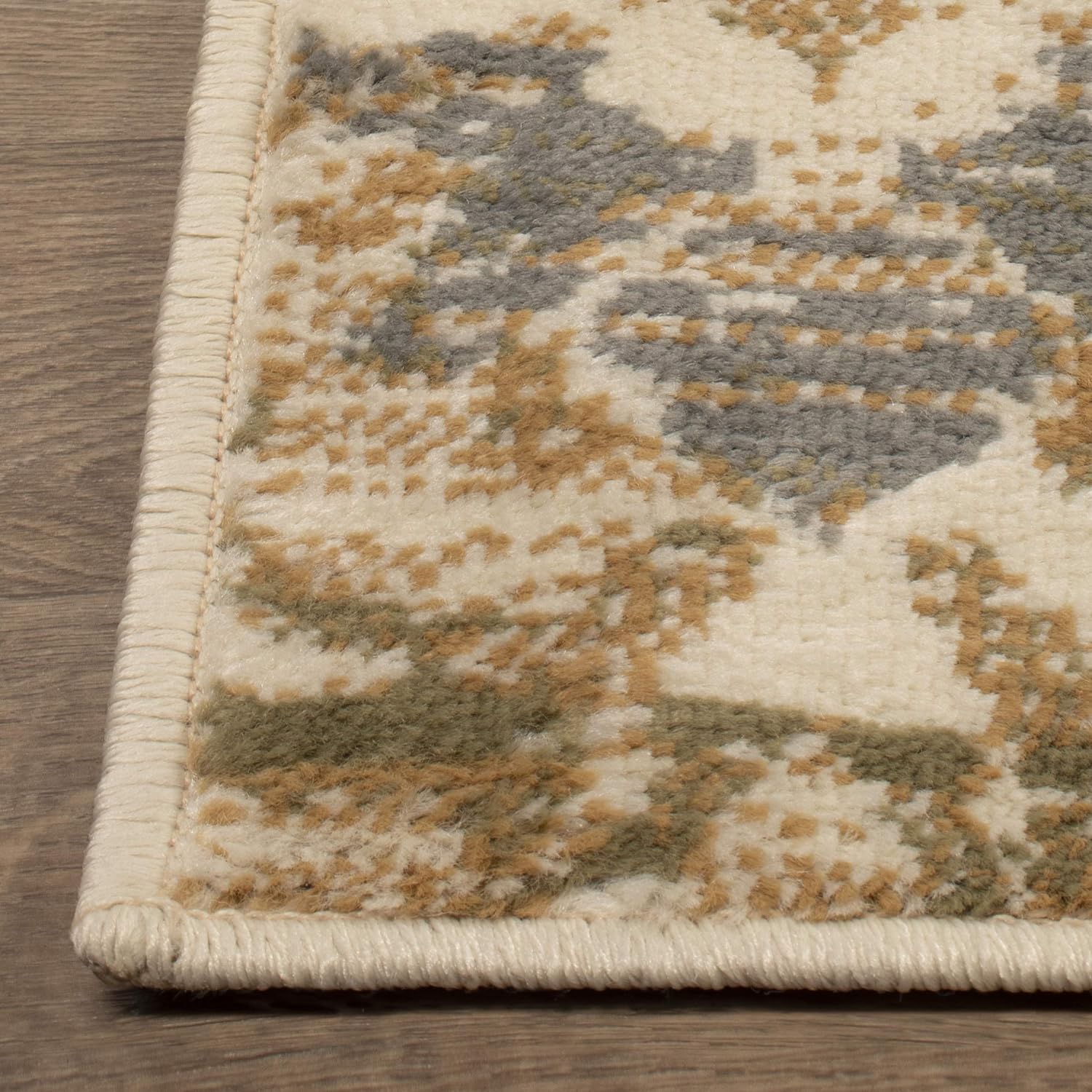 Tamara Modern Diamond Geometric Indoor Area Rug - Soft Non-Slip Living Room Carpet for Bedroom, Dining Room & Home Decor