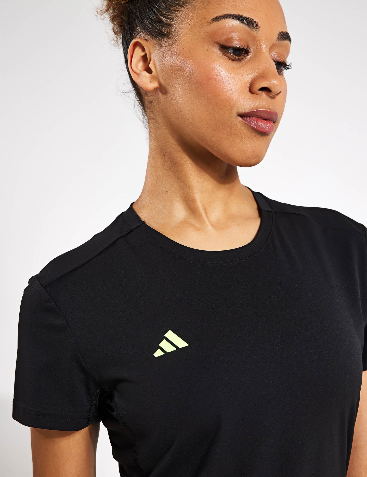 Adizero Essentials Running T-Shirt for Men & Women - Lightweight, Moisture-Wicking Performance Shirt - Black - Ideal for Marathon, Jogging & Gym Workouts