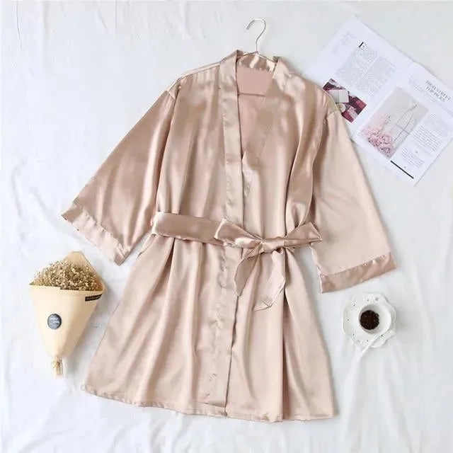 Robe White